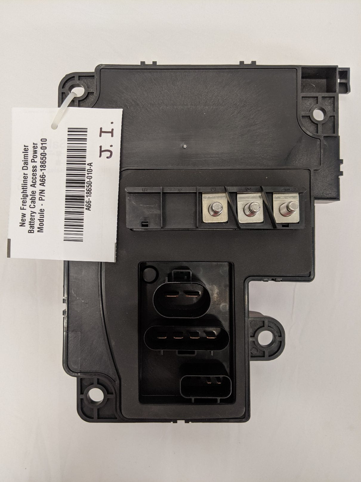 New Freightliner Daimler Battery Cable Access Power Module - P/N A66-18650-010 (10169436406076)