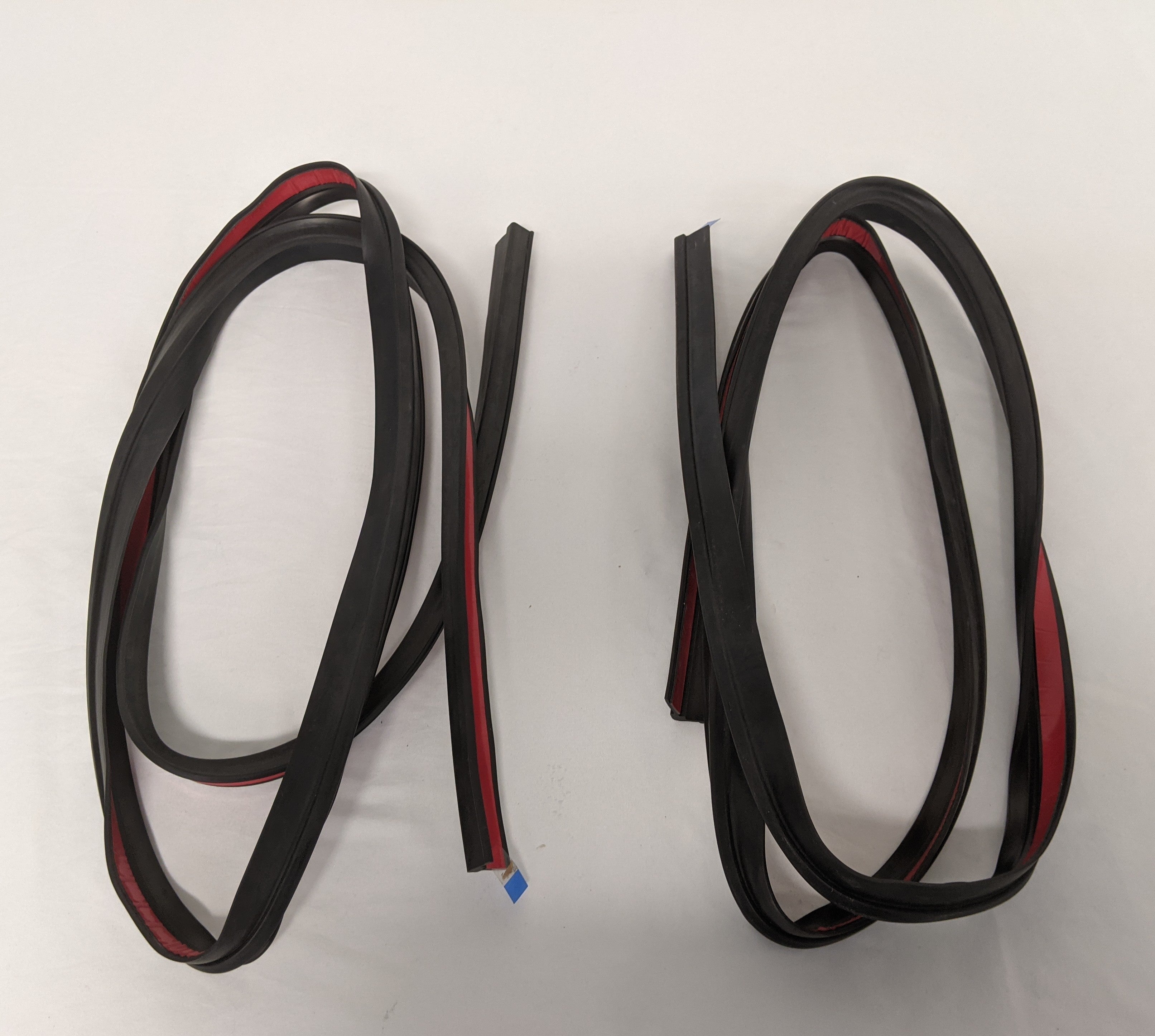 *Lot of 2* Freightliner 92" Long Edge Trim Windshield Seal - P/N A18-65735-000 (9891972219196)
