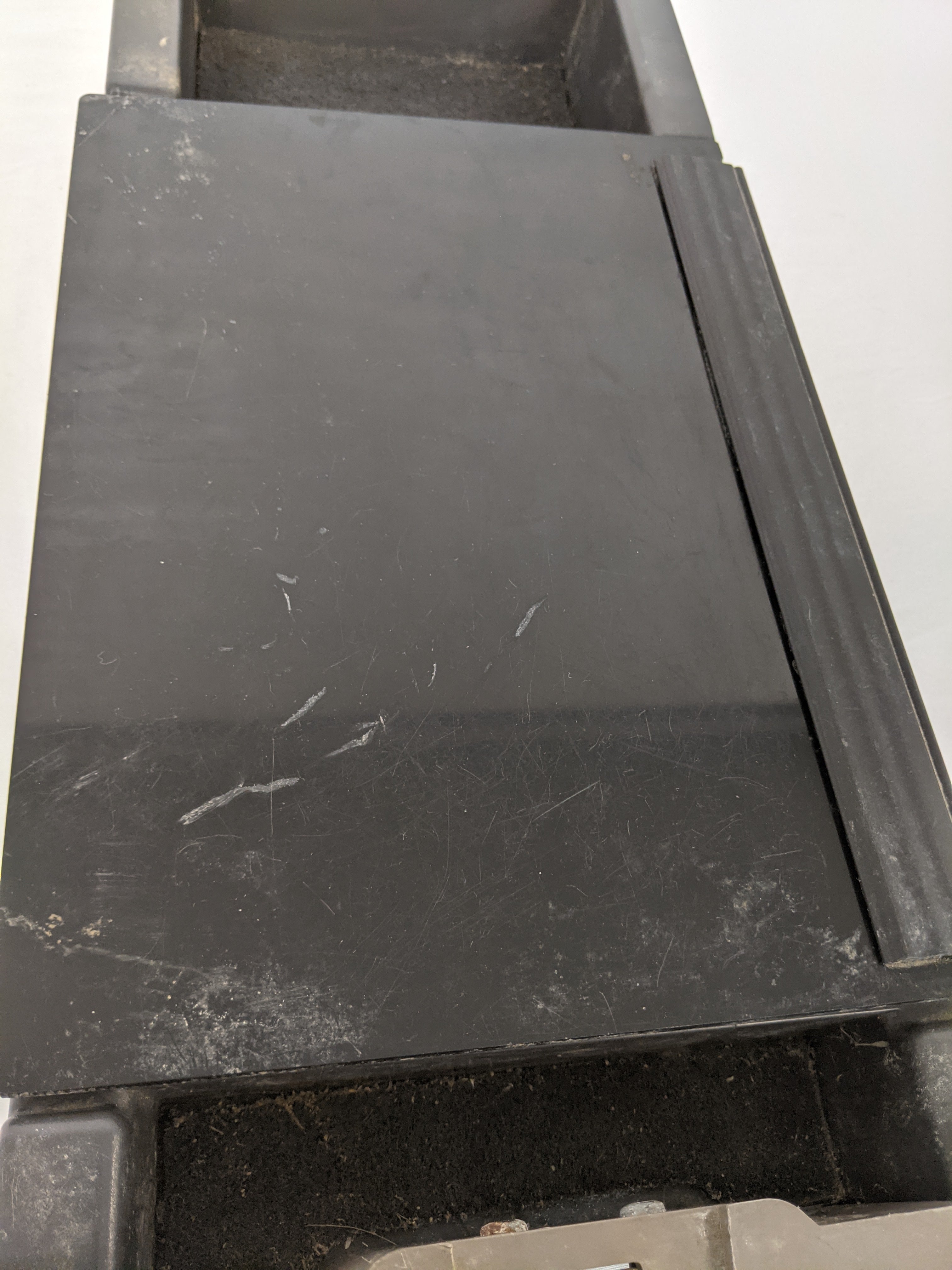 Used Freightliner Cascadia P3 60" Woodgrain Cabinet Drawer - P/N A18-52622-001 (9960358805820)