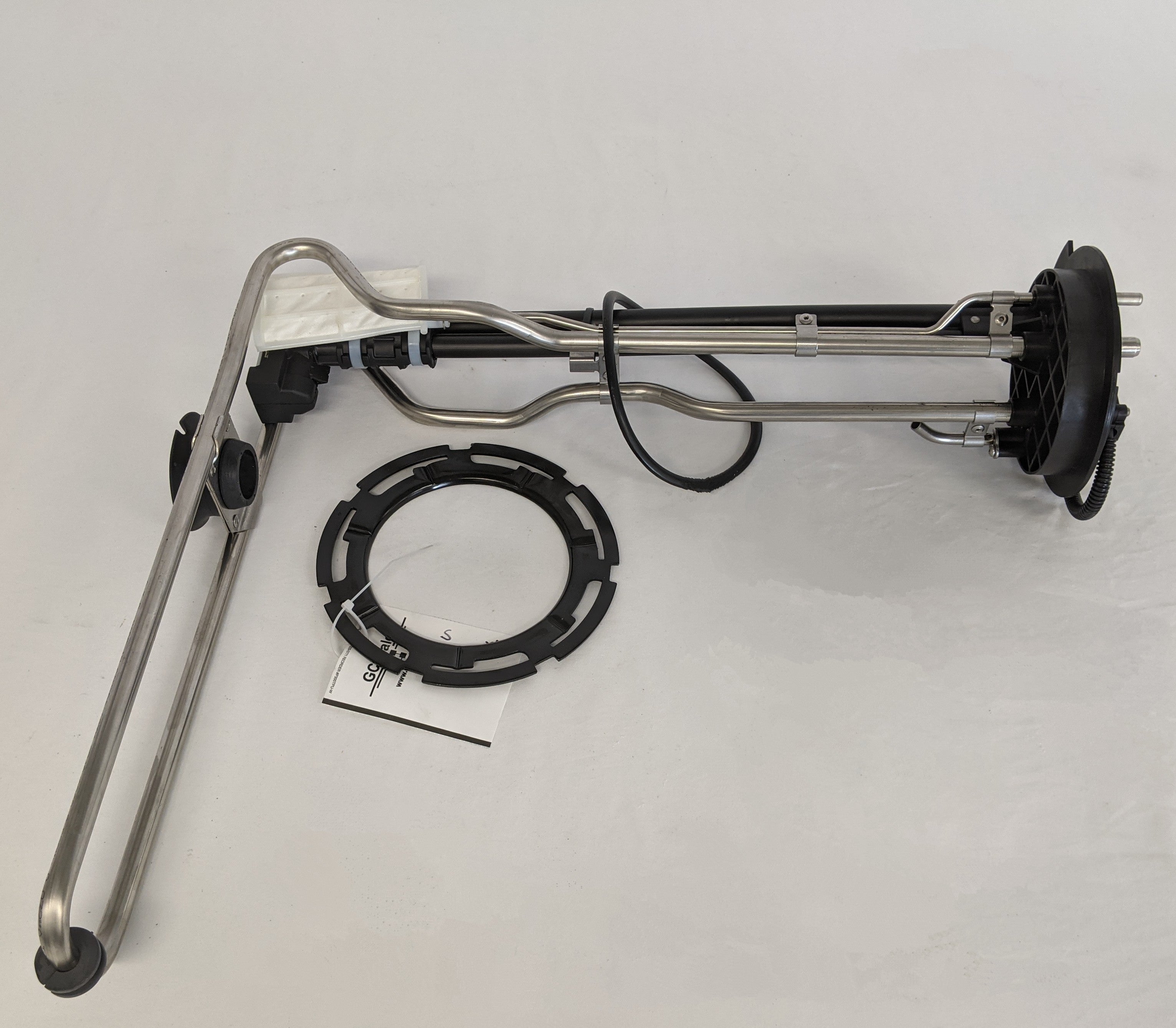 Freightliner Cummins SAE Flange 13/23 Gal SSI DEF Tank Header - P/N 04-31353-005 (8081648255292)