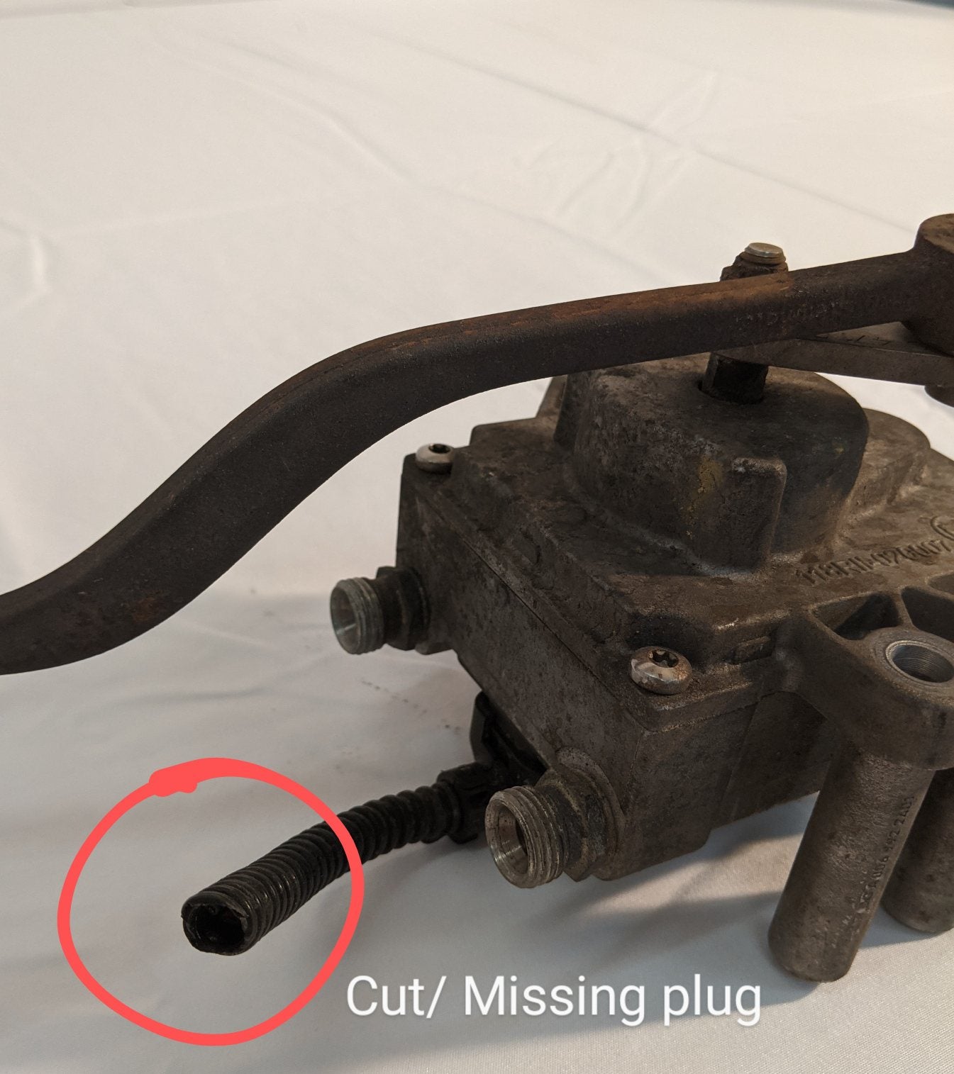 Damaged Detroit DD13, DD15 EGR Valve Servomotor Actuator - P/N A 471 150 13 94 (10058712744252)