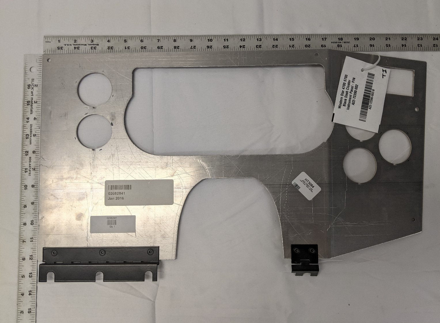 Western Star 4700 5700 Blank Dash Cluster Instrument Panel - P/N A22-72390-002