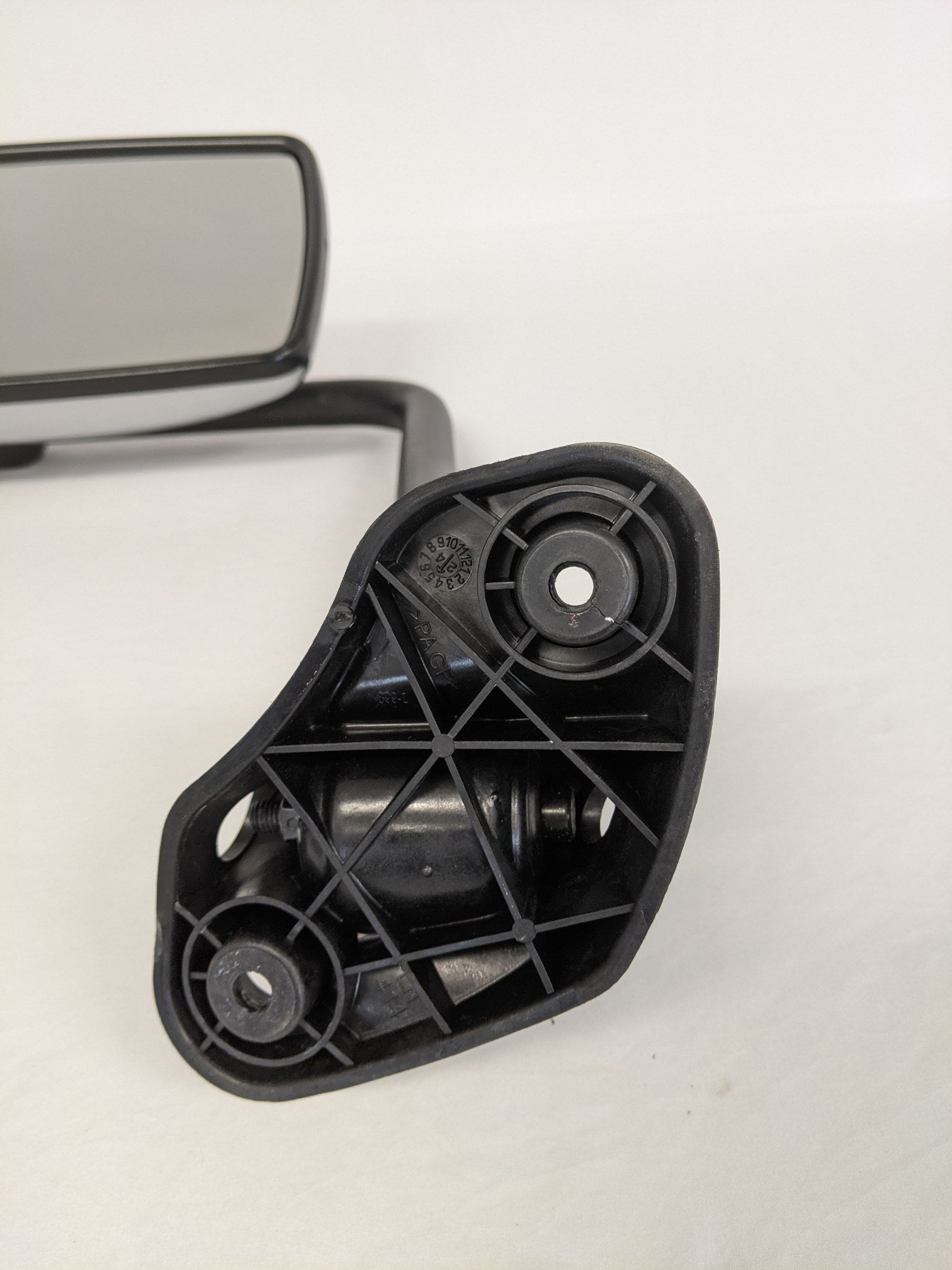 *Cracked* Freightliner M2 LH Cummins AAT HTD Chrome Mirror - P/N A22-74243-045 (5016703172694)