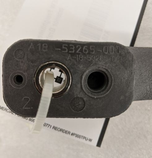 Used Freightliner Cascadia P3 Interior Grab Handle - P/N A18-53265-000 (10175055659324)