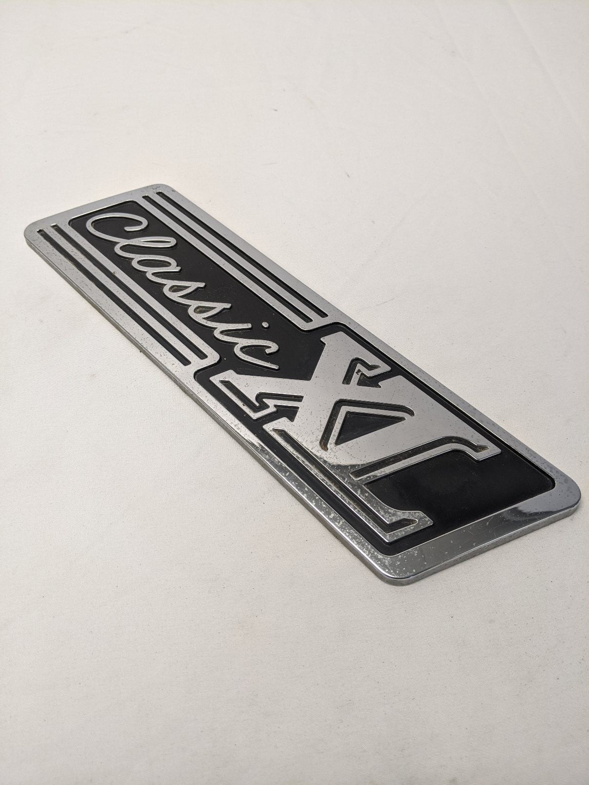 Used Freightliner FLD Classic XL Nameplate Emblem - P/N 22-57549-000