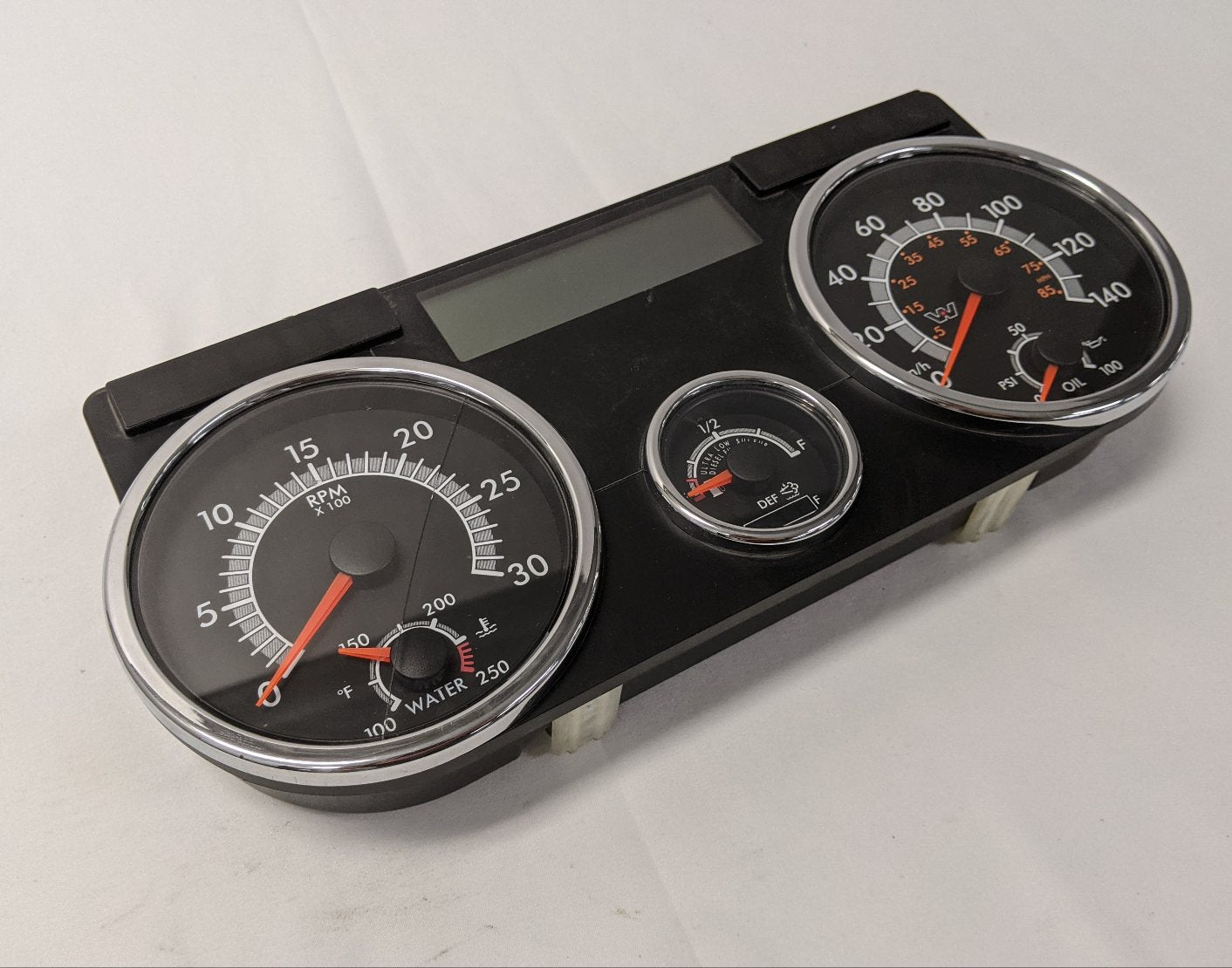 Damaged Western Star Km/Hr NAFTA Instrument Panel Dash Cluster-P/N A06-93159-124