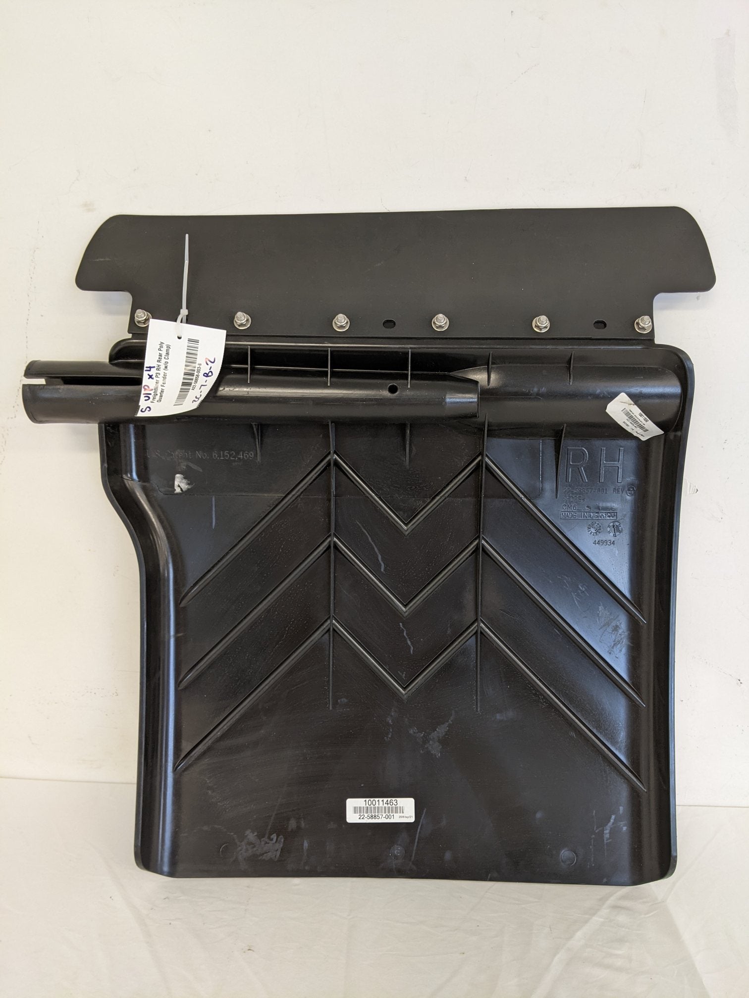 Freightliner Cascadia P3 RH Rear Quarter Fender with Logo - P/N A22-58858-003 (10129294852412)