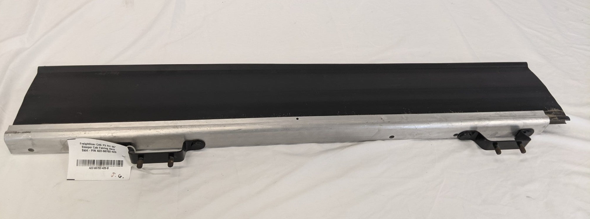 Freightliner RH 60" Sleeper Cab Fairing Aero Skirt - A22-66702-420