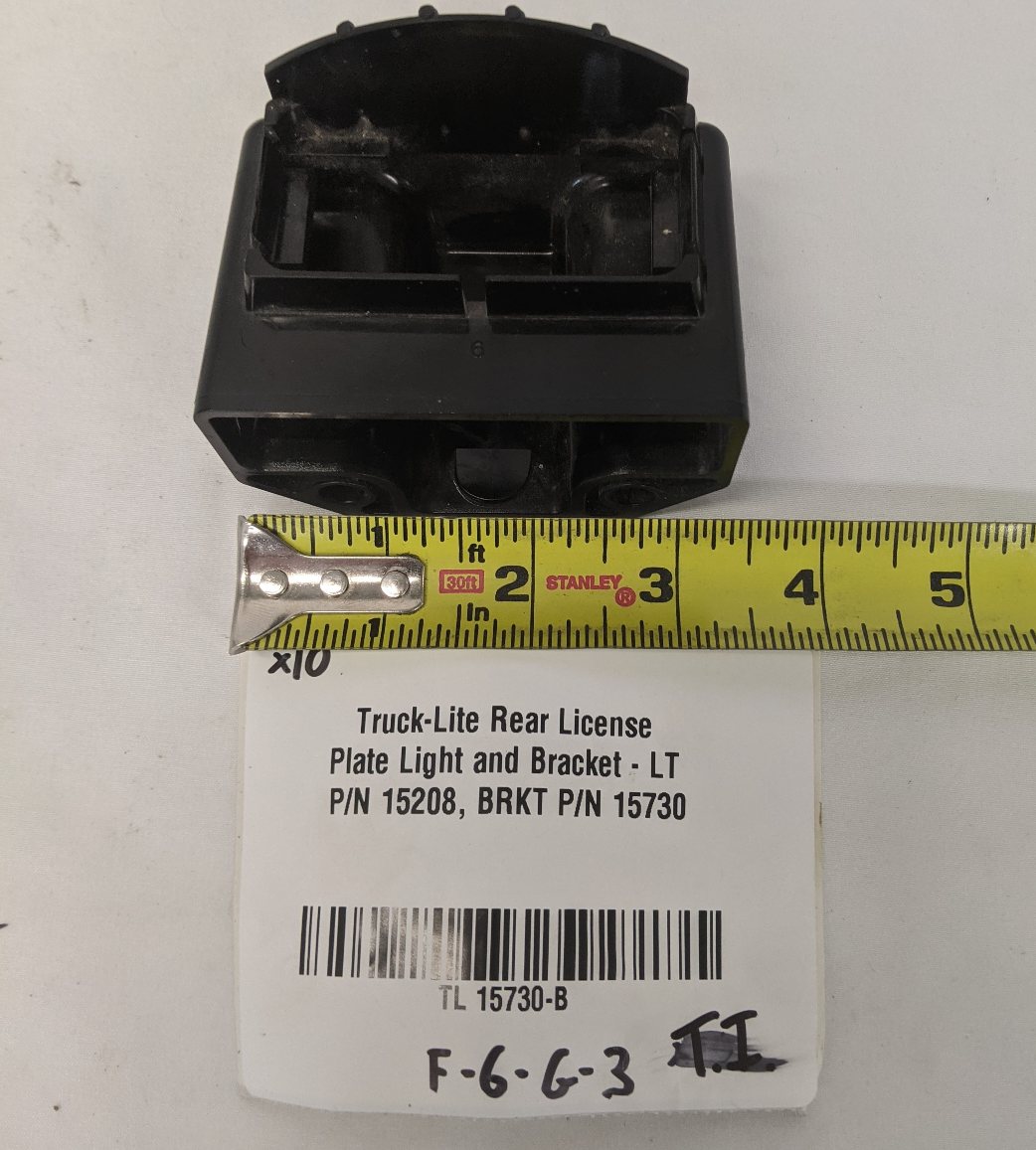 Truck-Lite Rear License Plate Light and Bracket - 15208, BRKT P/N 15730