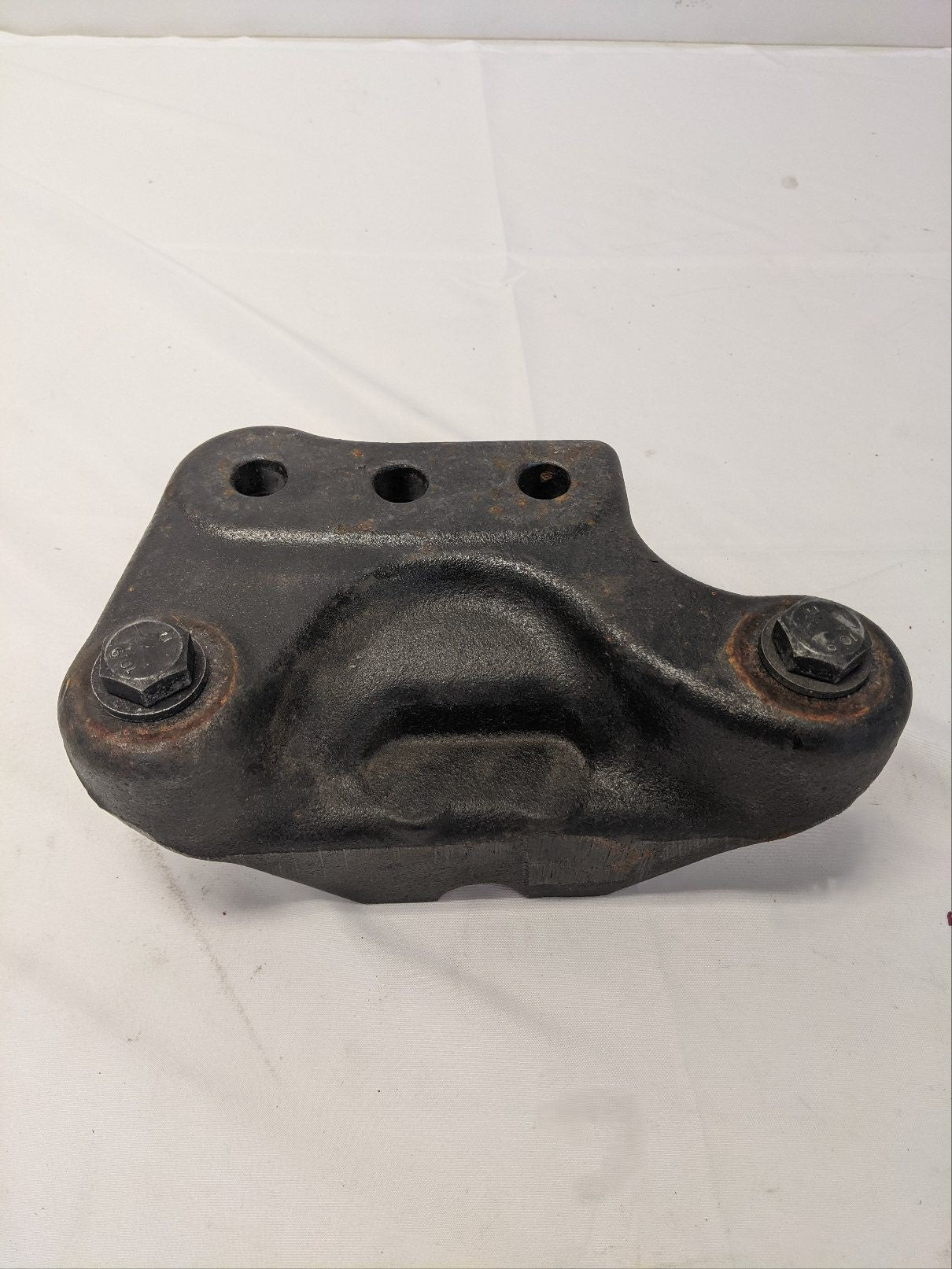 Freightliner M2 RH Front Spring Hanger Mounting Bracket | 16-18288-003