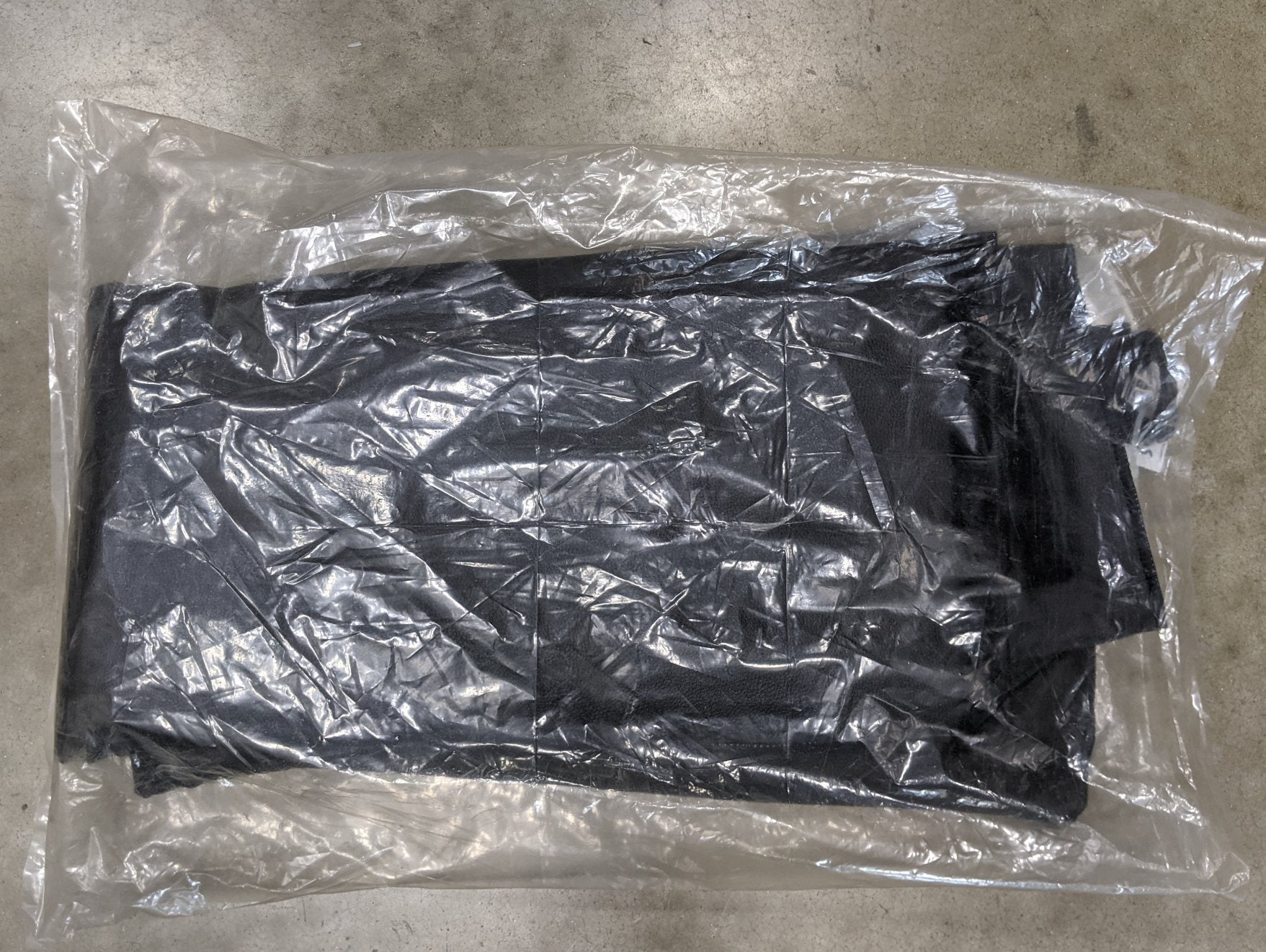 New Freightliner LH Insulated XT Sleeper Curtain - P/N A18-73372-002 (10121479160124)