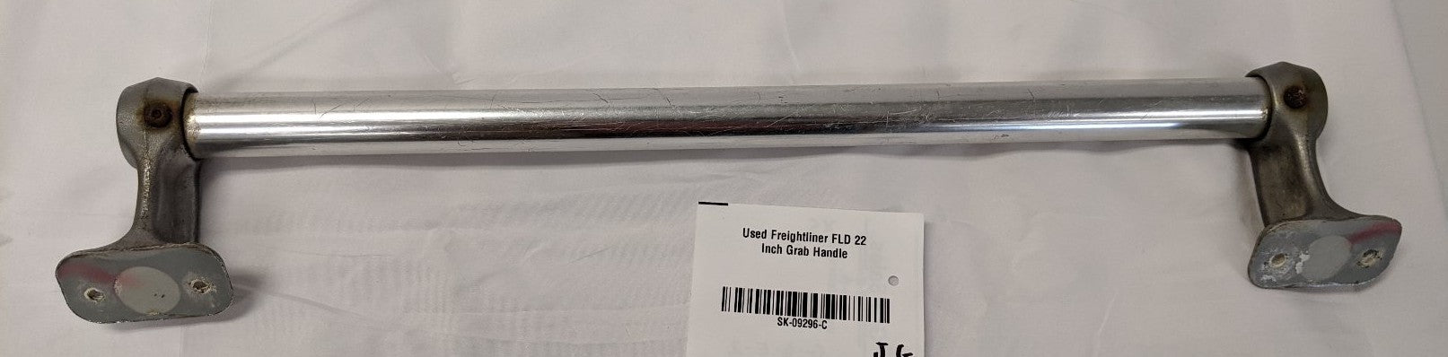 Used Freightliner FLD 22 Inch Grab Handle