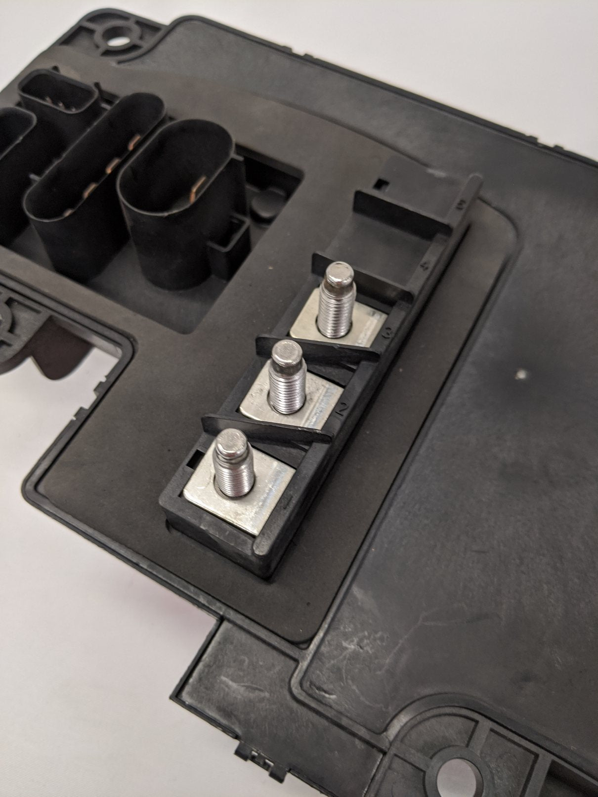 New Freightliner Daimler Battery Cable Access Power Module - P/N A66-18645-002 (10173107536188)