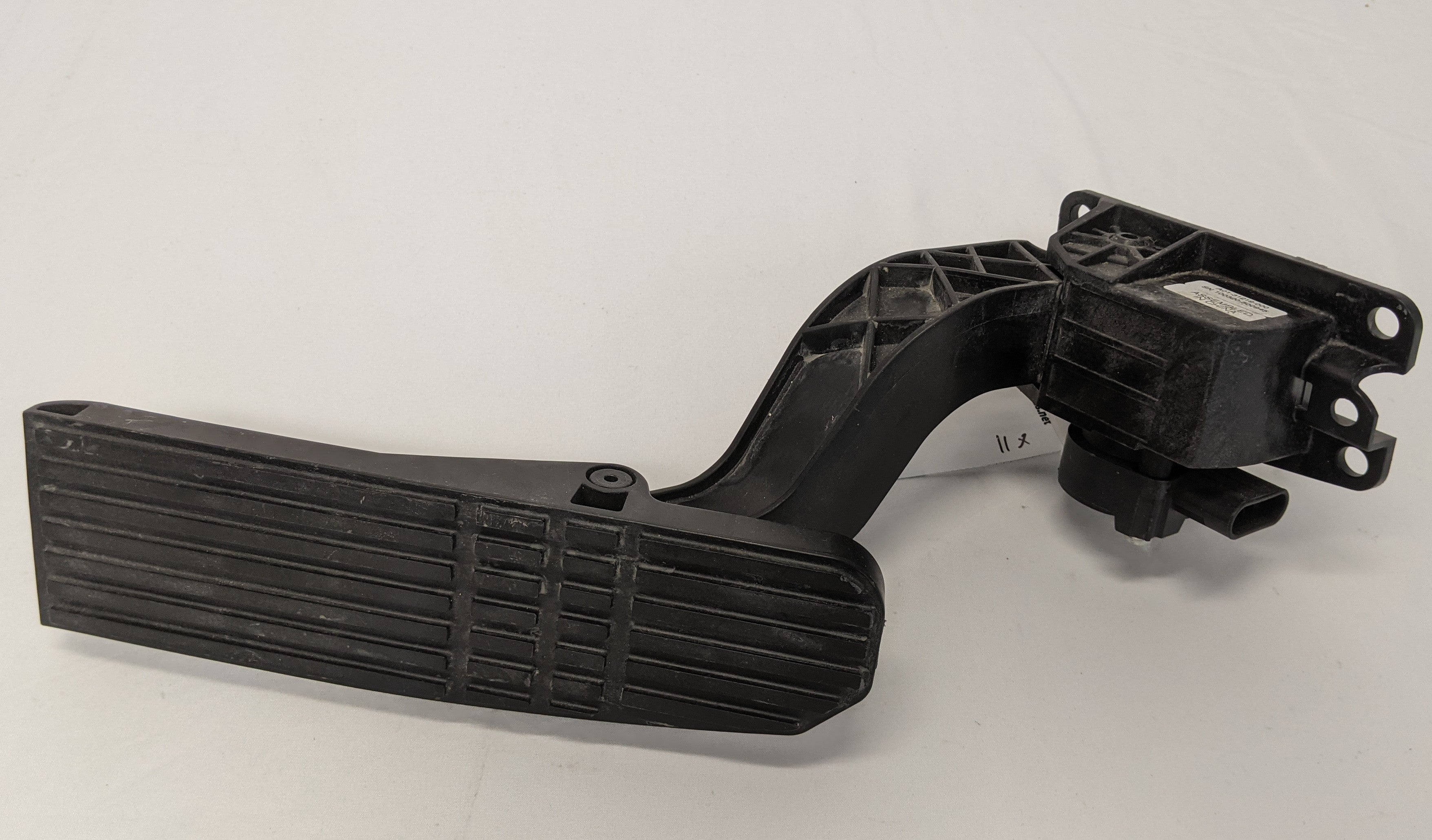 Freightliner Cascadia P3 Accelerator Pedal - P/N A01-31219-000 (10017036894524)
