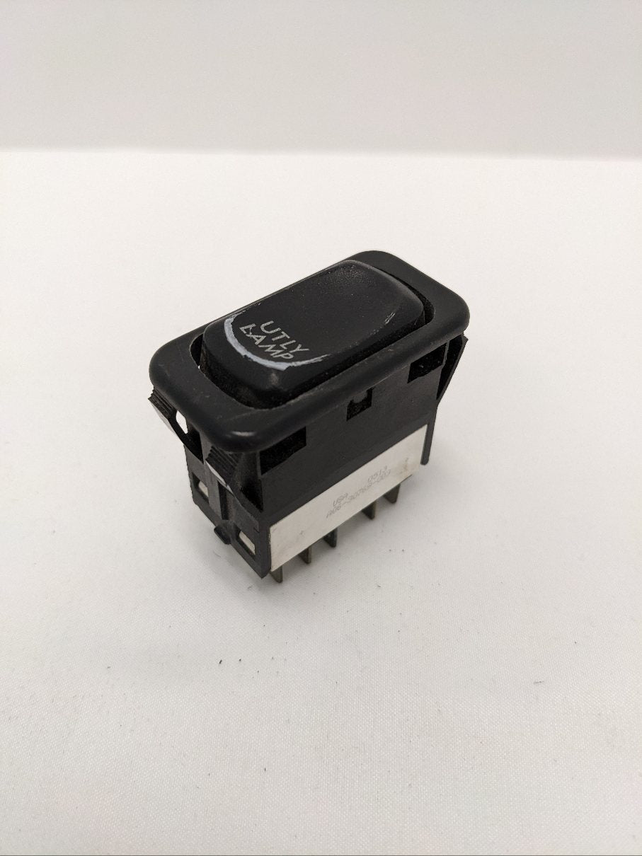 Used Freightliner Utility Lamp Rocker Switch - P/N A06-22523-003 (8260524343612)