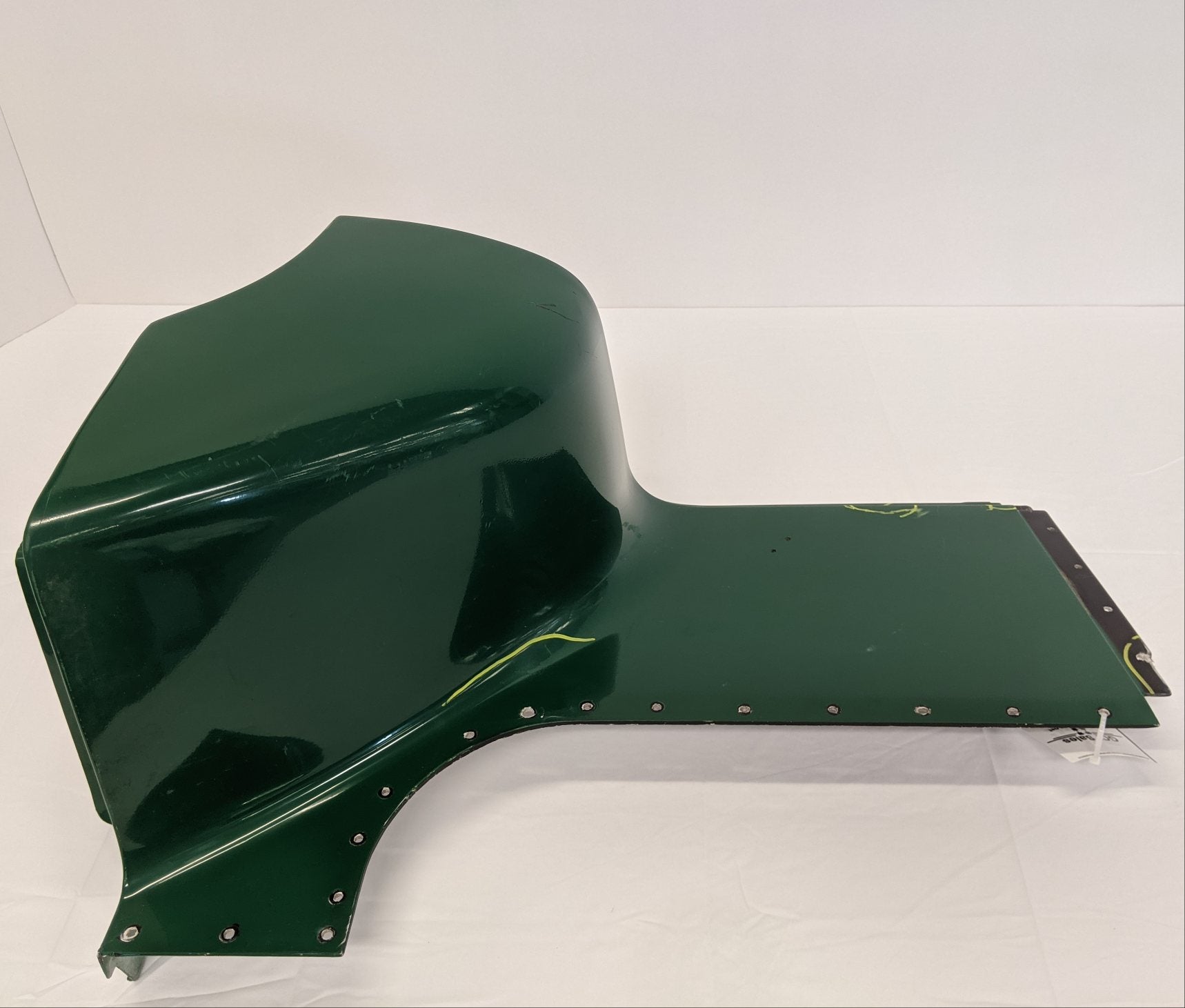 Damaged ( 1 Hr. Repair) Freightliner FLD LH Side Cowl Panel - P/N 18-26958-000 (10081555284284)