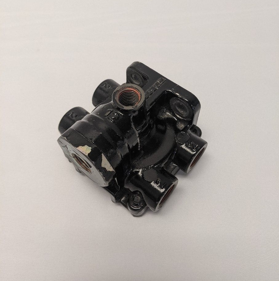 Wabco 4-Port Air Brake Quick Release Valve 4735000080