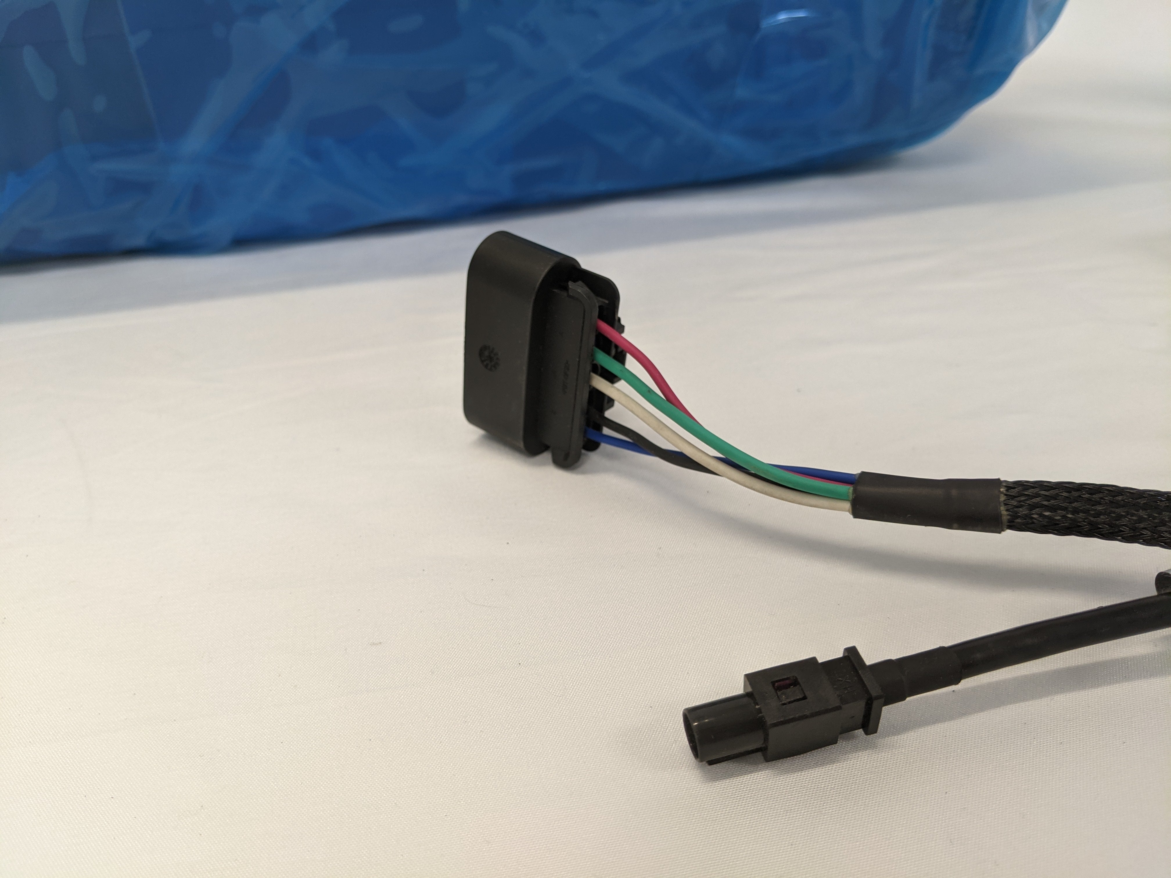 New Western Star RH Bright Rearview Mirror Assy - P/N A22-79064-003 (10114340421948)