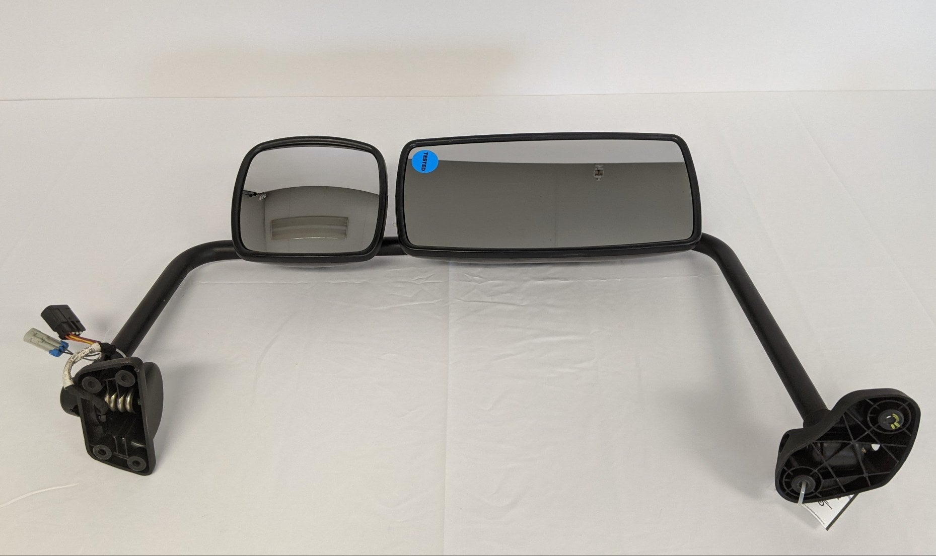 *Cracked Mounts* Freightliner M2 LH Cummins Black Mirror - P/N A22-74243-062 (9913602277692)