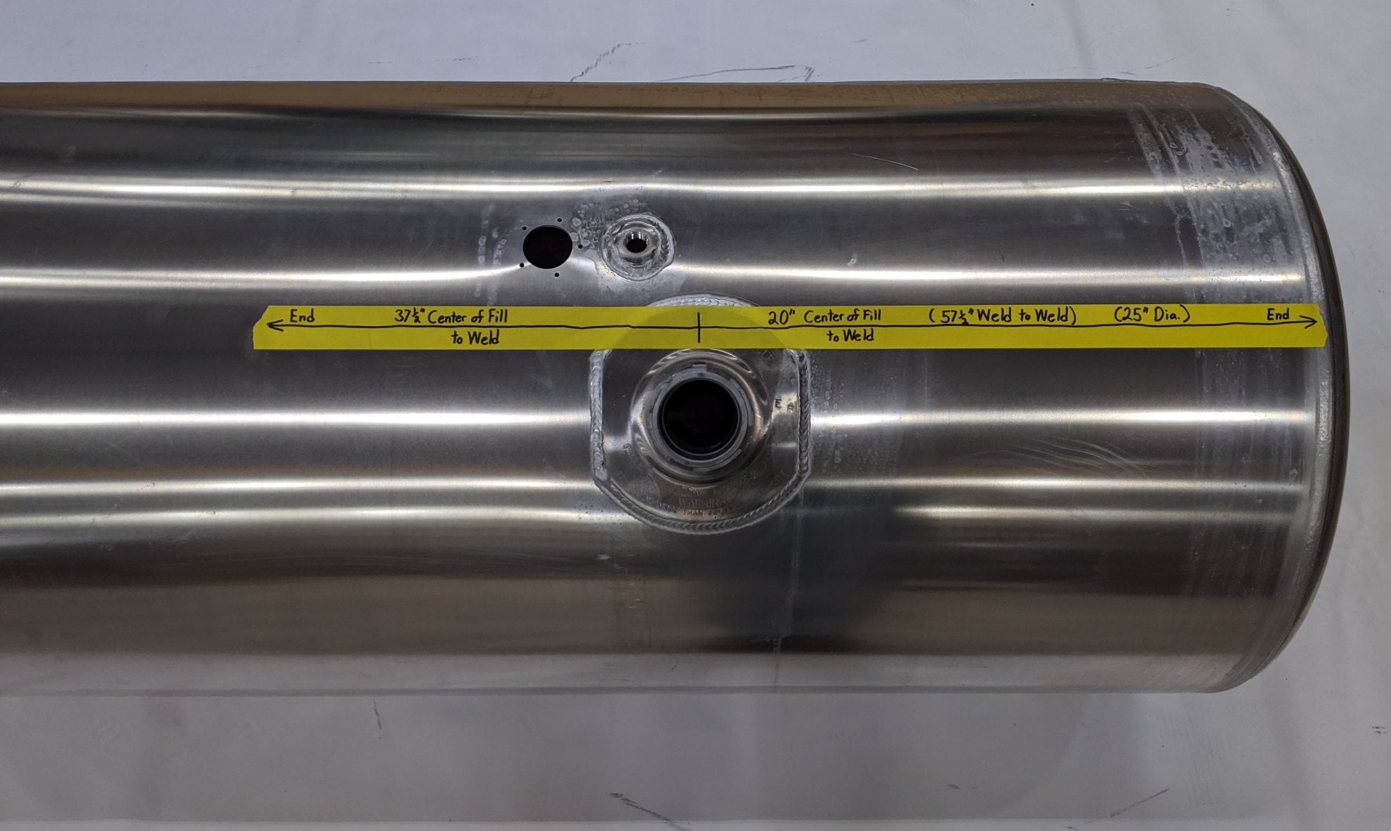 Freightliner RH 120 Gal. 25" Dia. 20" Fill 70 1/2" Fuel Tank - P/N A03-38593-201 (9899992547644)