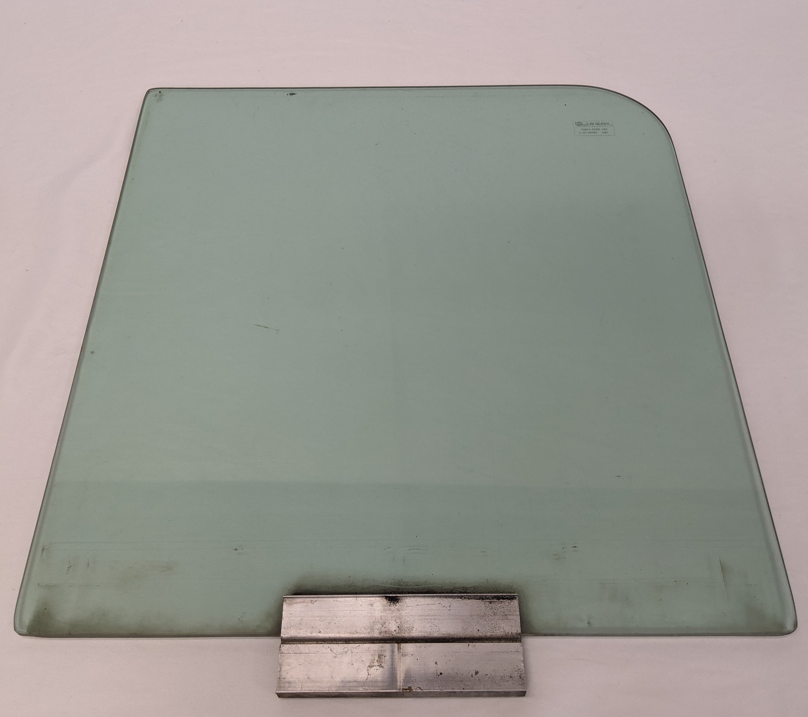 *Scratched* Freightliner FLD LH Manual Tinted Door Window Glass-P/N 18-17450-001 (10098485068092)