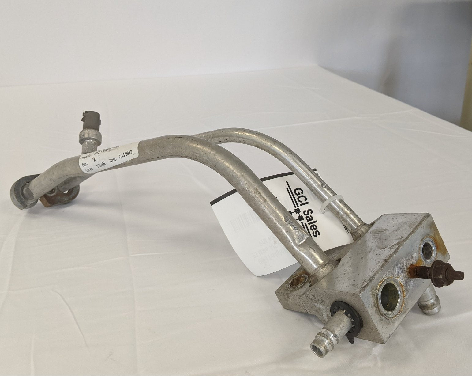 Used Freightliner Cascadia P3 Main A/C Junction Block - P/N A22-69609-000 (10046402691388)