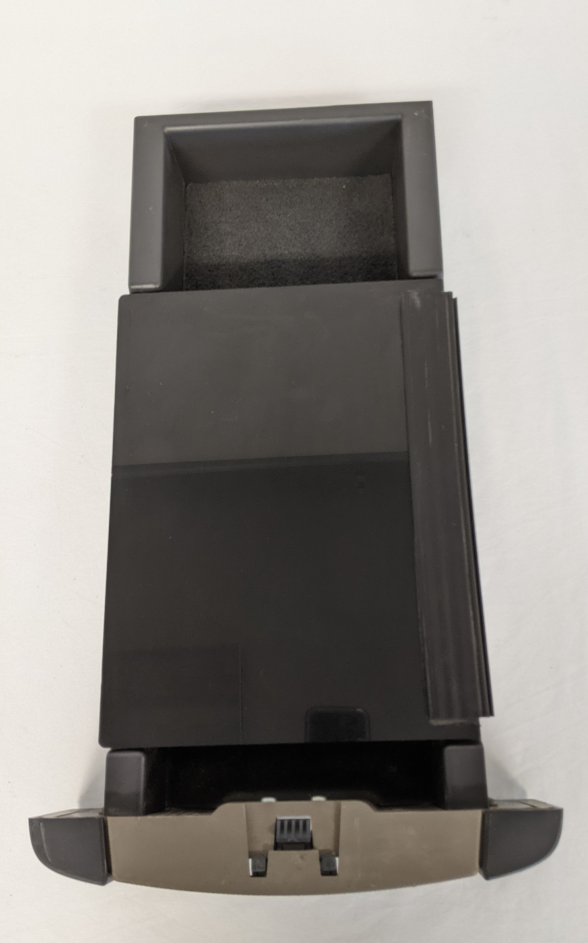 Used Freightliner Cascadia P3 60" SLPR Gray Cabinet Drawer - P/N A18-52622-000 (9960361623868)
