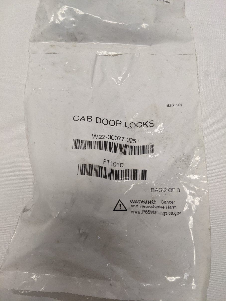 Freightliner M2/P3 5-Key Door & Ignition Lock Set W22-00077-025