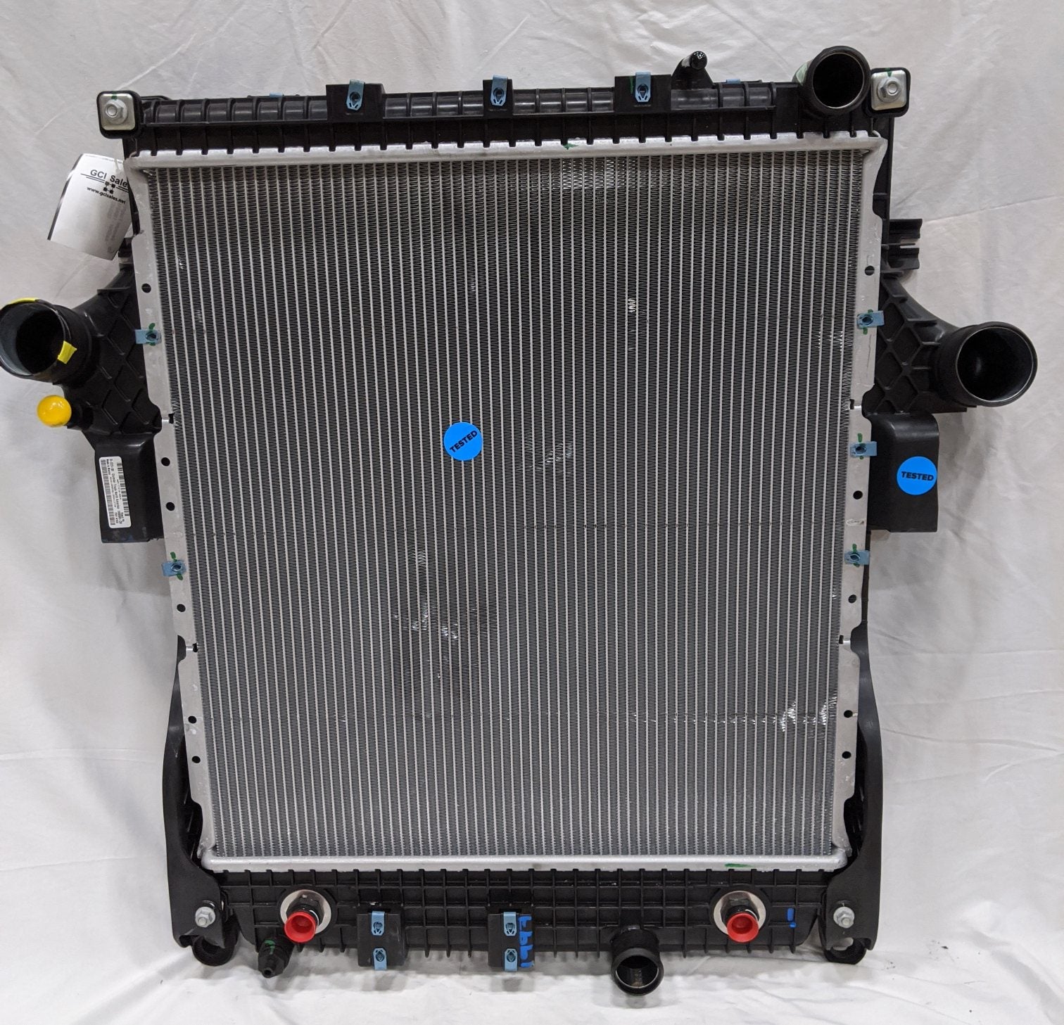 Damaged Freightliner M2 Radiator - 1004016 & CAC - 1030482 - P/N 05-37270-006 (9967481651516)