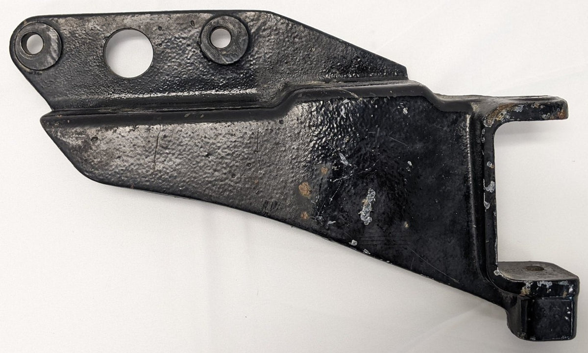 Freightliner M2 LH Hood Hinge Bracket | R17-14553-000