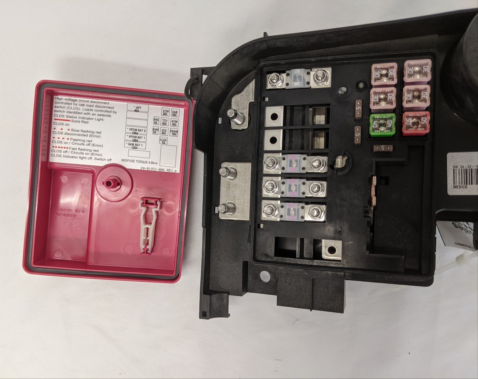 New Freightliner Daimler Battery Cable Access Power Module - P/N A66-19628-011 (10172238823740)