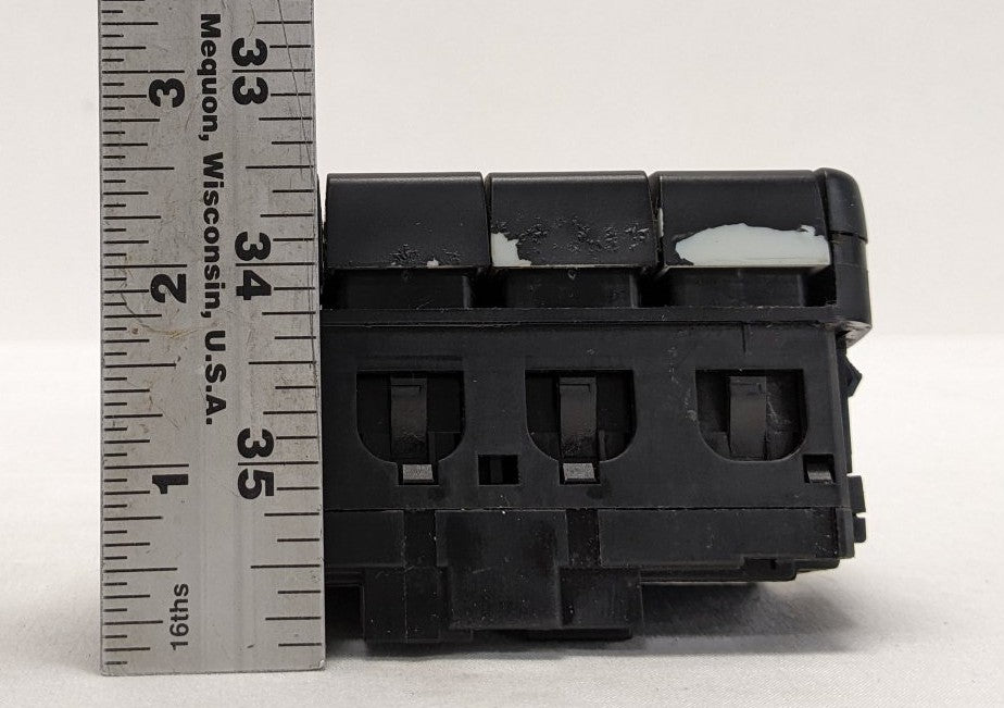 Freightliner Cascadia P3 Rocker Switch Panel A06-60973-000 Used