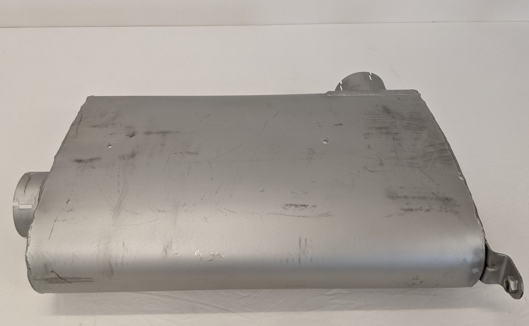 Freightliner Left Hand Outlet Oval Muffler - P/N 04-20014-001 (6573332365398)