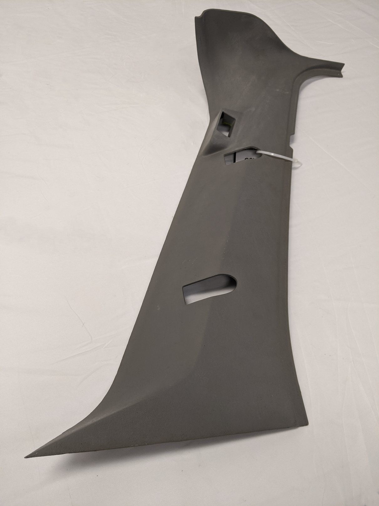 Freightliner RH A-Pillar Cover Trim - P/N 18-31405-001 - Damaged
