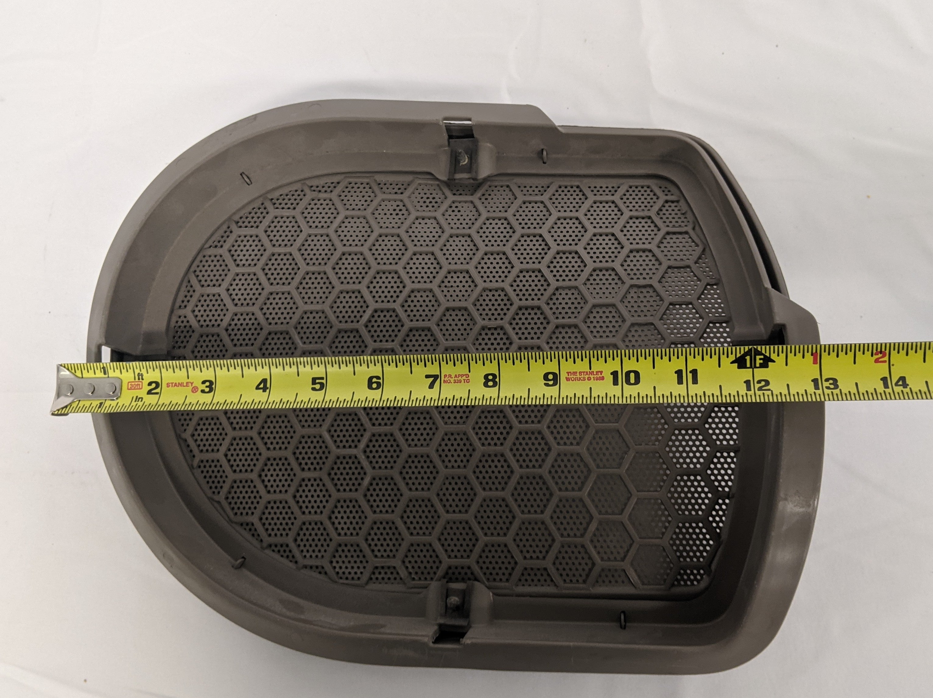 Used Freightliner Cascadia P3 RH Headliner Speaker Grille Assy -P/N 18-58497-001 (6804780154966)