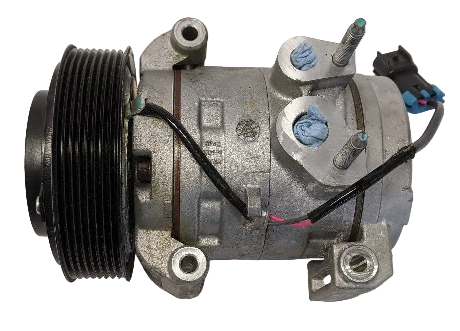 Freightliner 130mm 8PK A/C Compressor 22-75834-000 Damaged