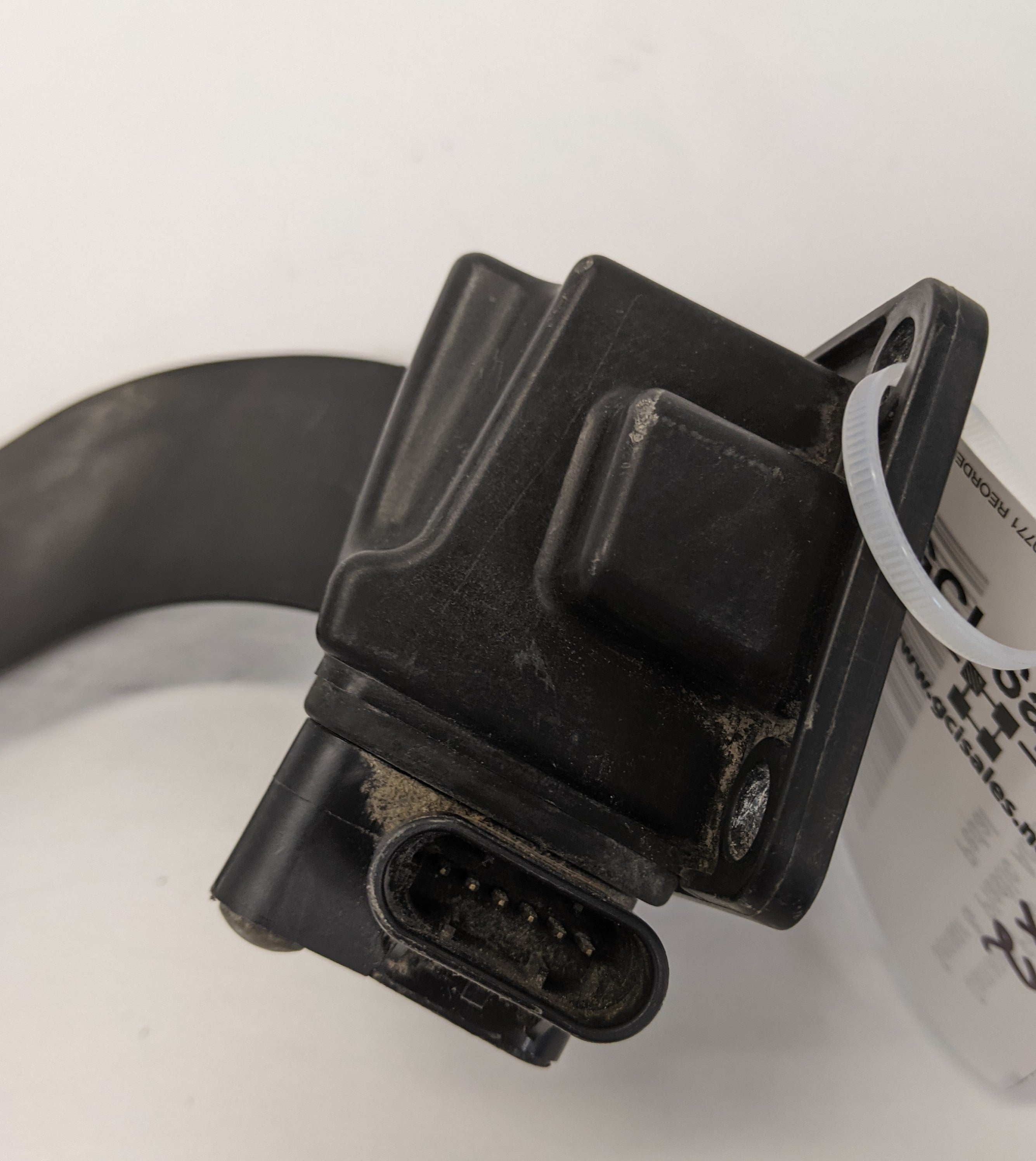 Used Freightliner Cummins, Detroit, Mercedes Accelerator Pedal-P/N A01-29036-000 (10023699841340)