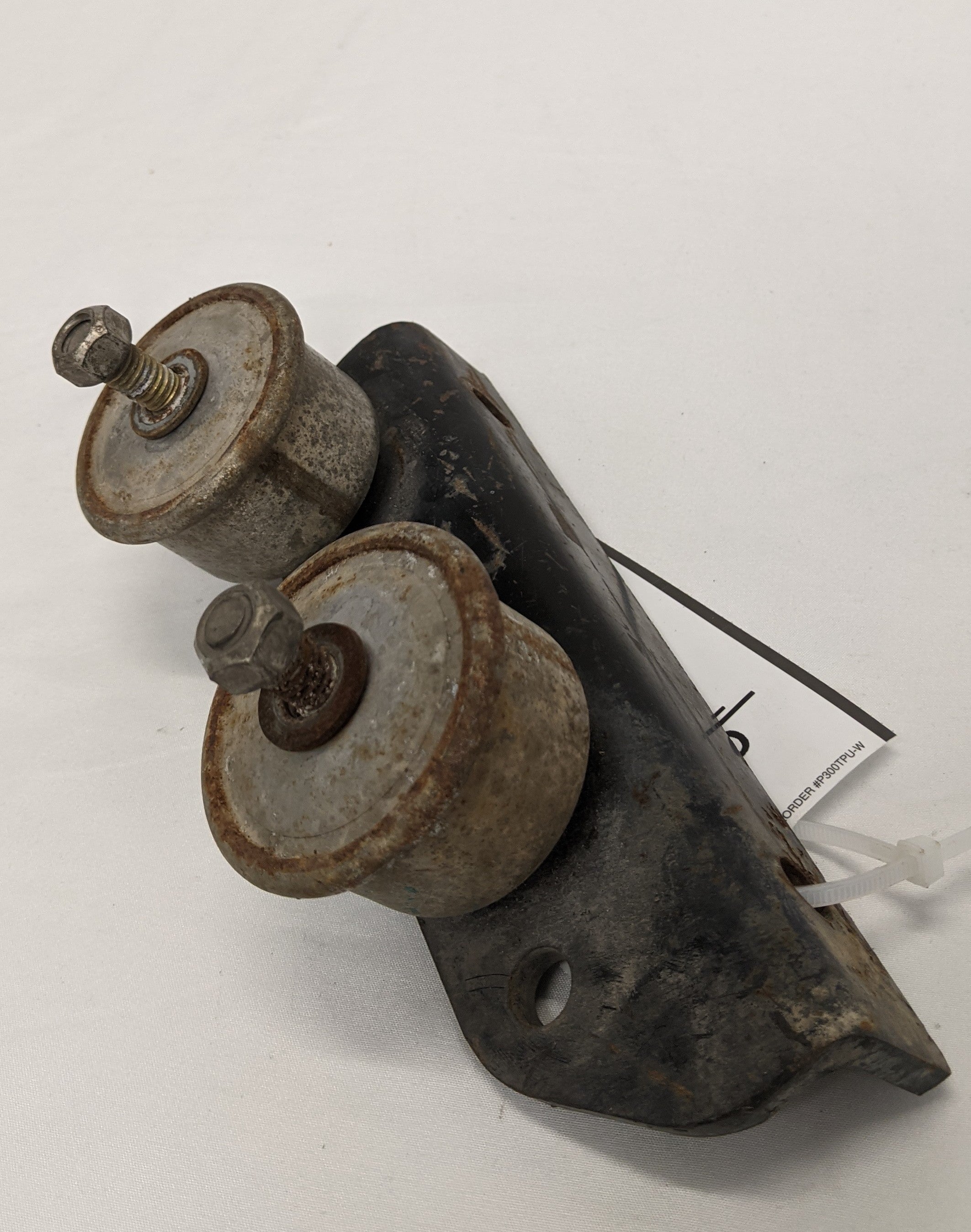 Used Freightliner Muffler Mounting Bracket w/ Isolators - P/N 04-20418-000 (10016818168124)