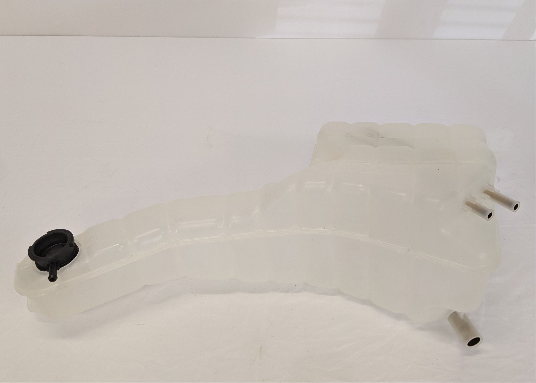 New Freightliner 1/2" Inlet M2 Coolant Surge Tank - P/N 05-23195-001 (10145864712508)