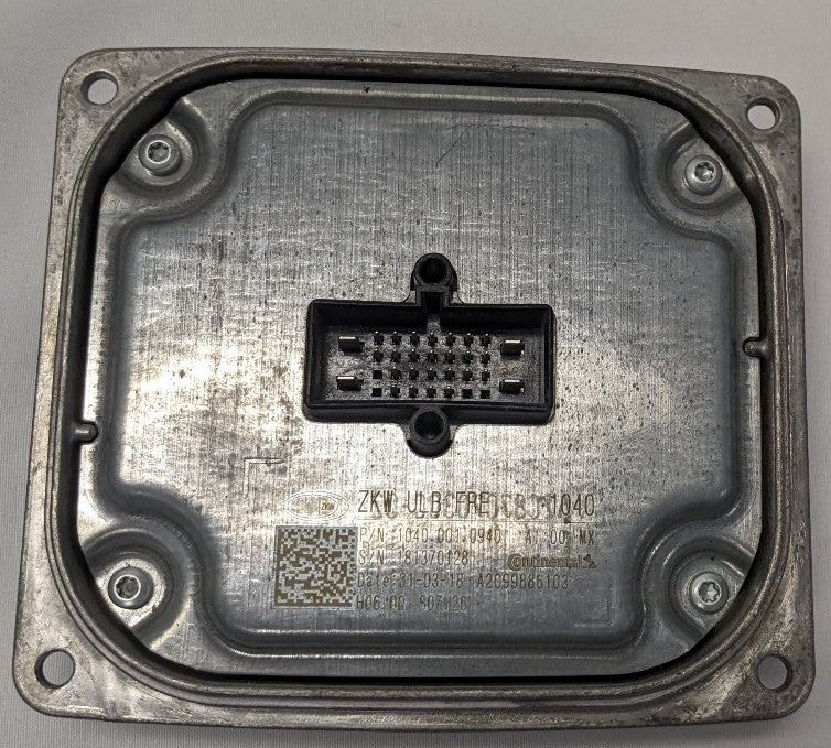 Used Freightliner Cascadia LED Headlight Module | 1040.001.0940
