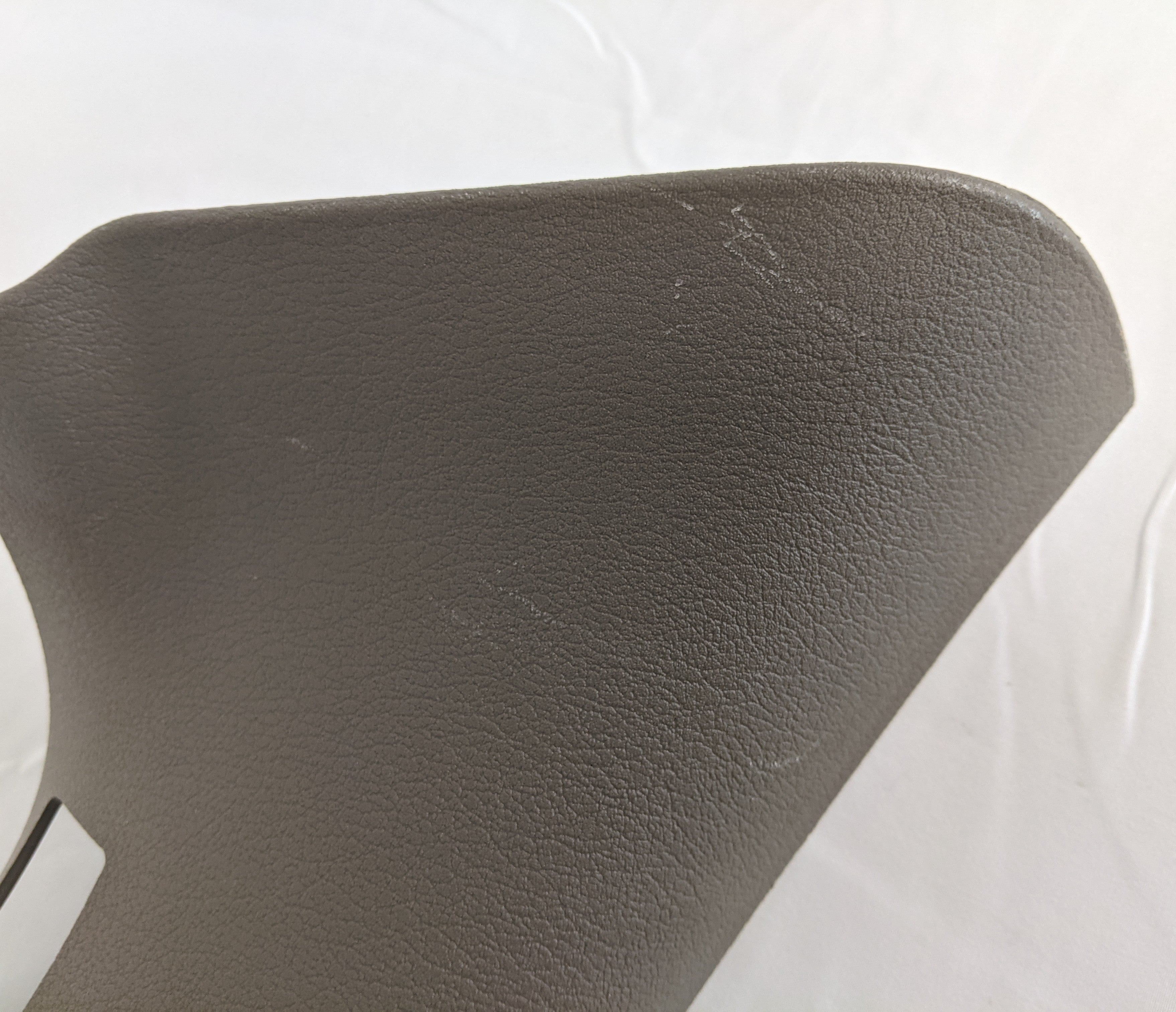 Used Freightliner Cascadia P3 Upper RH A-Pillar Cover w/ Radar-P/N A18-58874-007 (9927745012028)