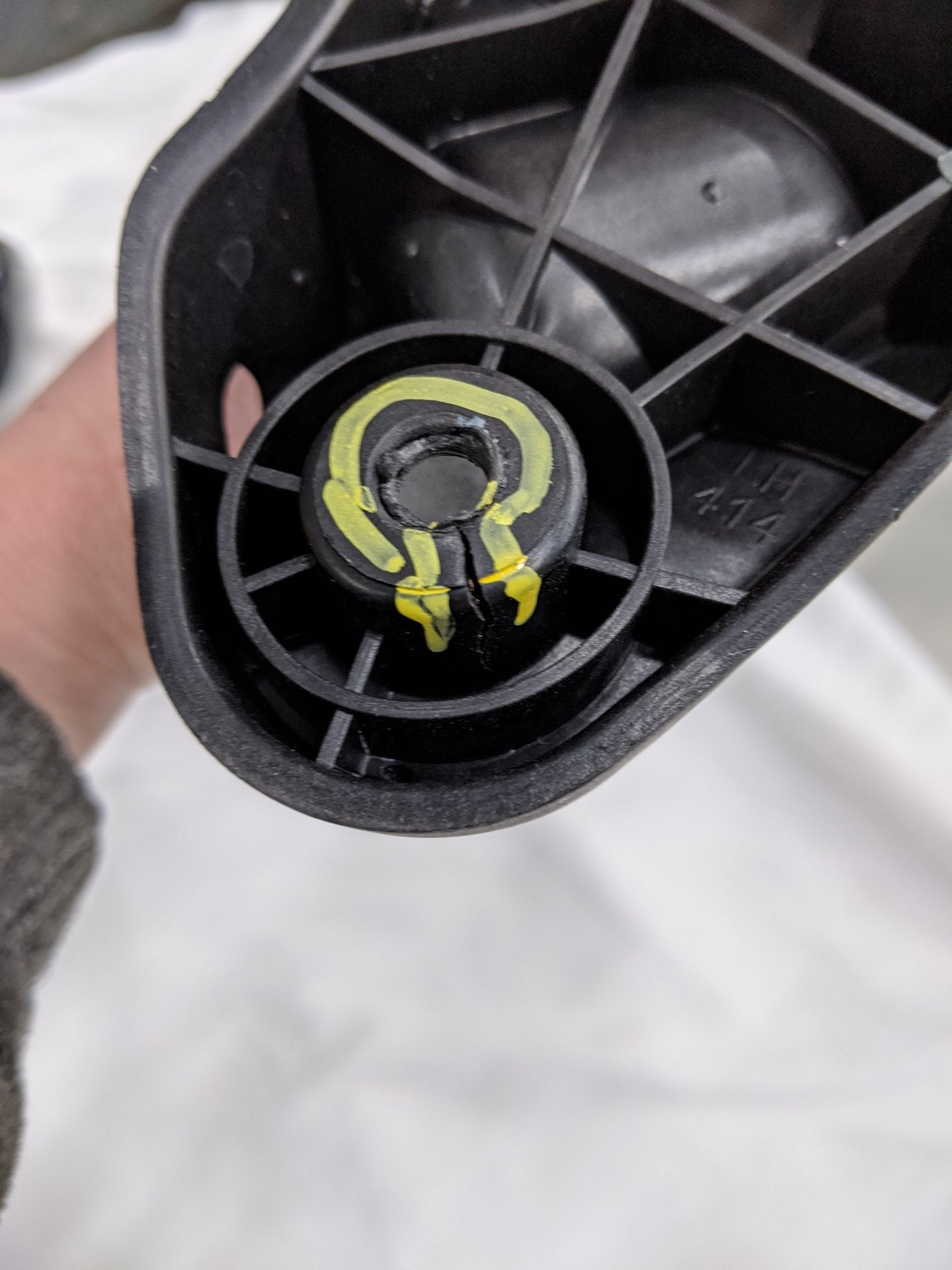 *Cracked Mounts* Freightliner M2 LH Cummins Black Mirror - P/N A22-74243-062 (9913602277692)