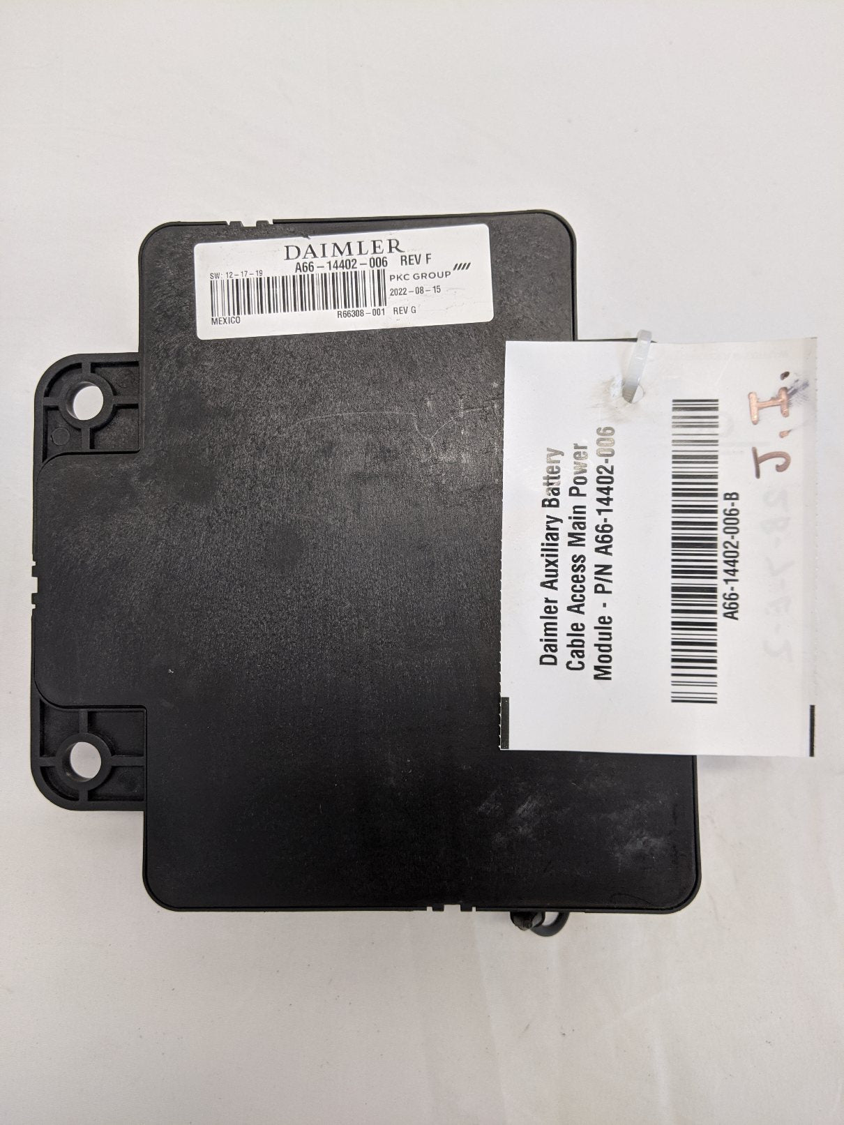 New Daimler Auxiliary Battery Cable Access Main Power Module - P/N A66-14402-006 (10173086204220)