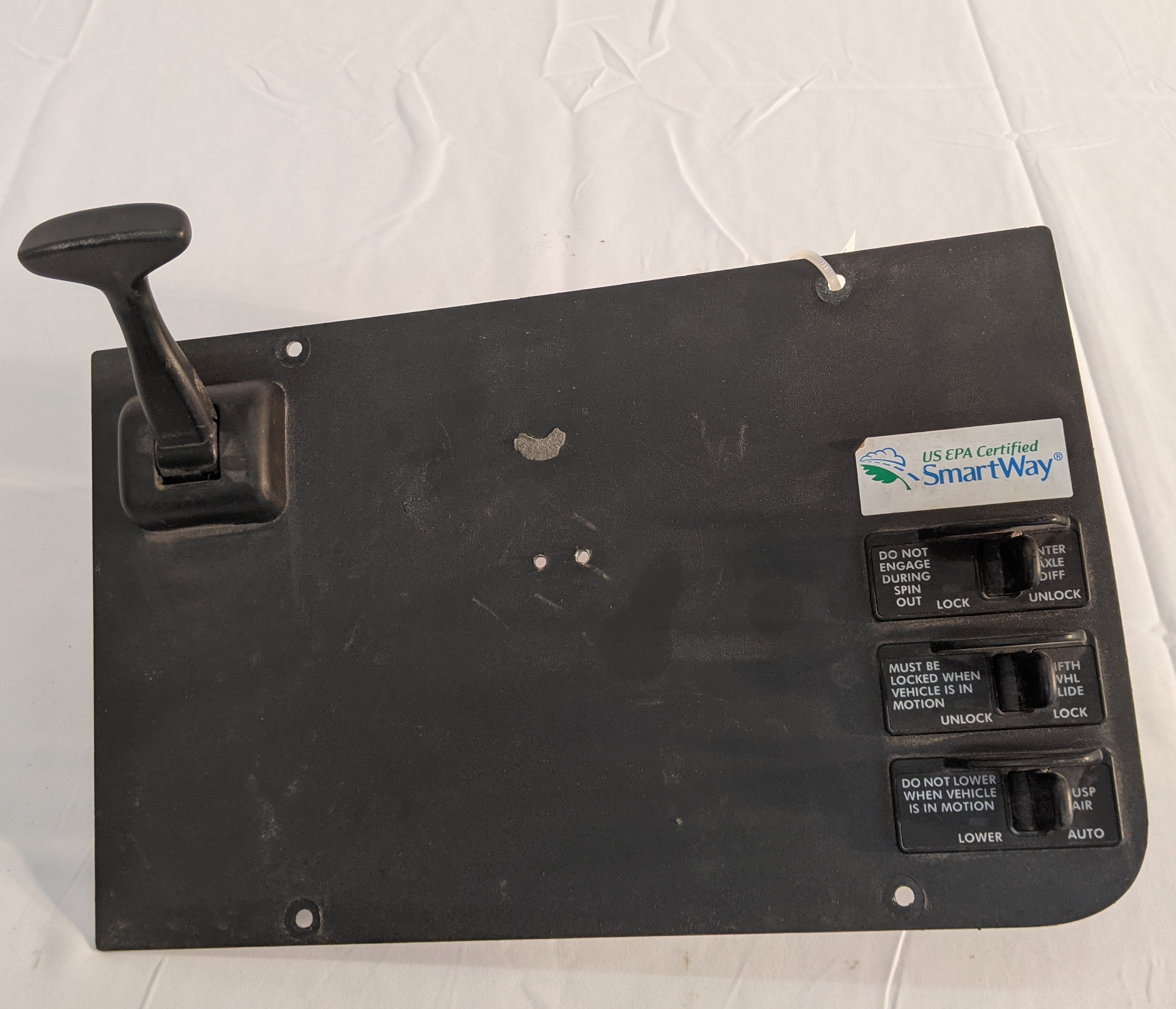 Used Freightliner Cascadia P3 Auxiliary Instrument Panel - P/N 22-60660-000 (10065048863036)