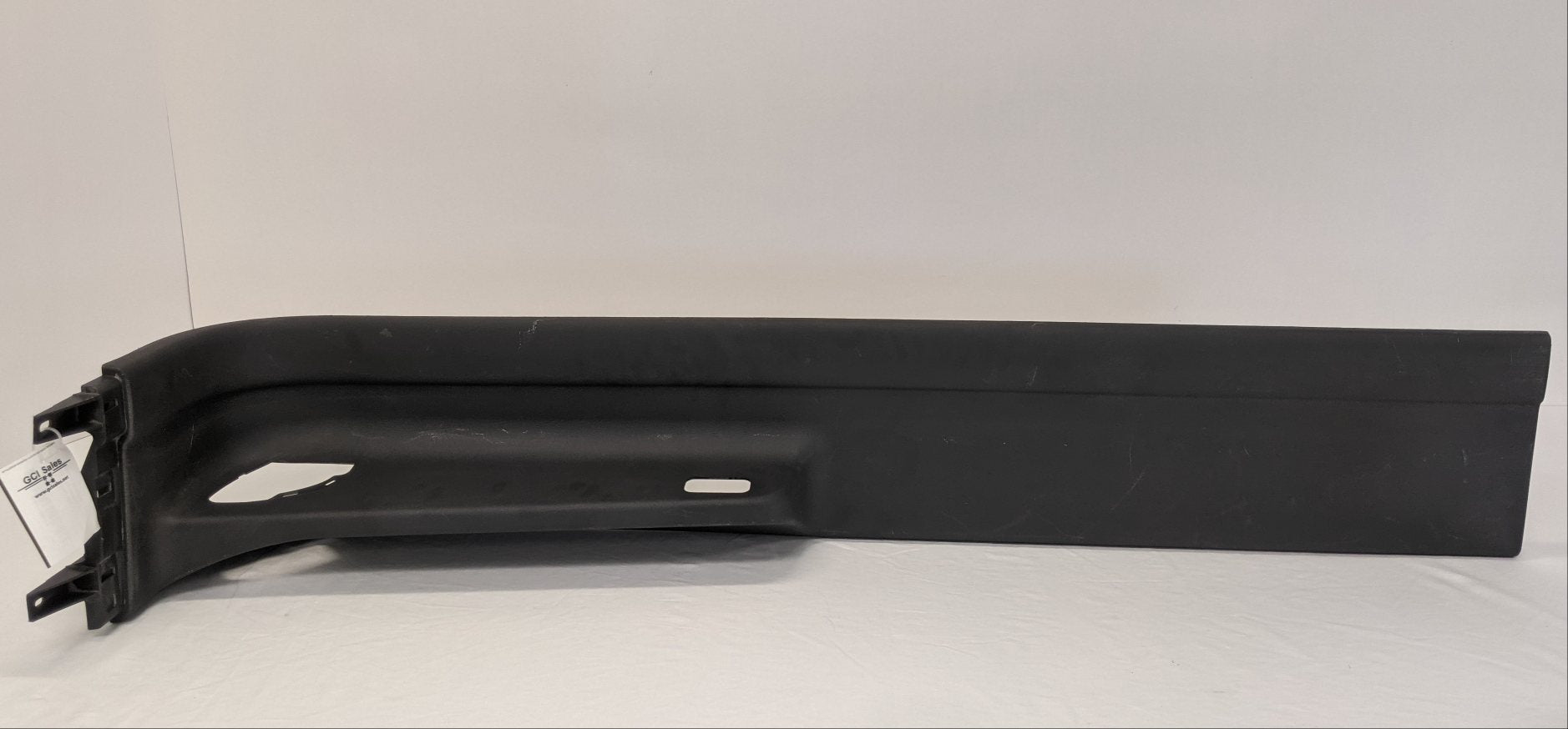 Used Freightliner Cascadia P3 LH Sleeper Bunk Halo Trim Panel -P/N A18-58854-000 (10023694008636)