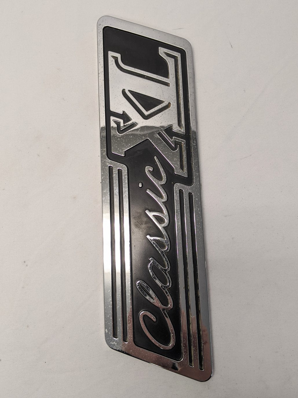 Used Freightliner FLD Classic XL Nameplate Emblem - P/N 22-57549-000