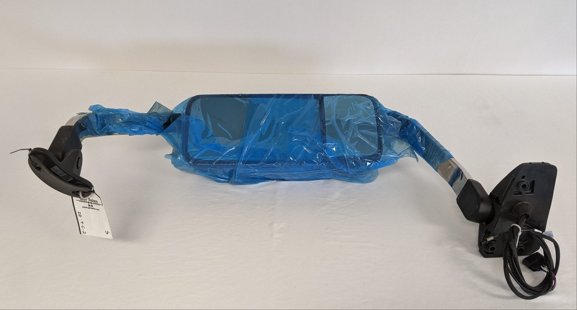 Western Star 47X/49X/57X RH Bright Arm Heated Mirror - P/N A22-78779-019 (6744286855254)