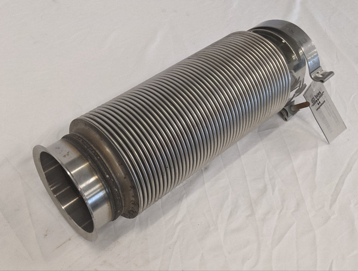 Freightliner 5 IN X18 IN Flange / ID Flex Bellows Exhaust - P/N A04-26200-018