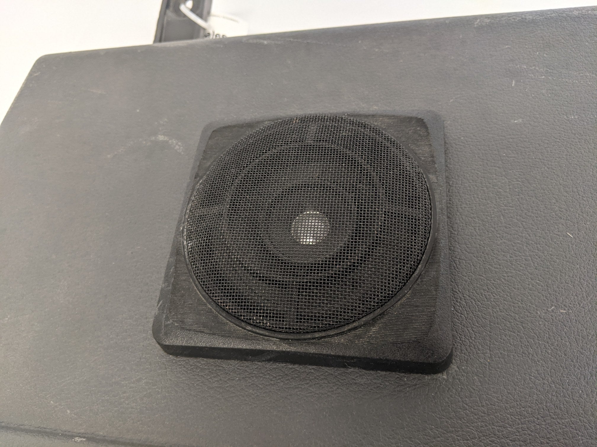 Used Freightliner CAS P3 RH Overhead Console Side Panel w/ SPK-P/N A18-64158-003 (9923694264636)