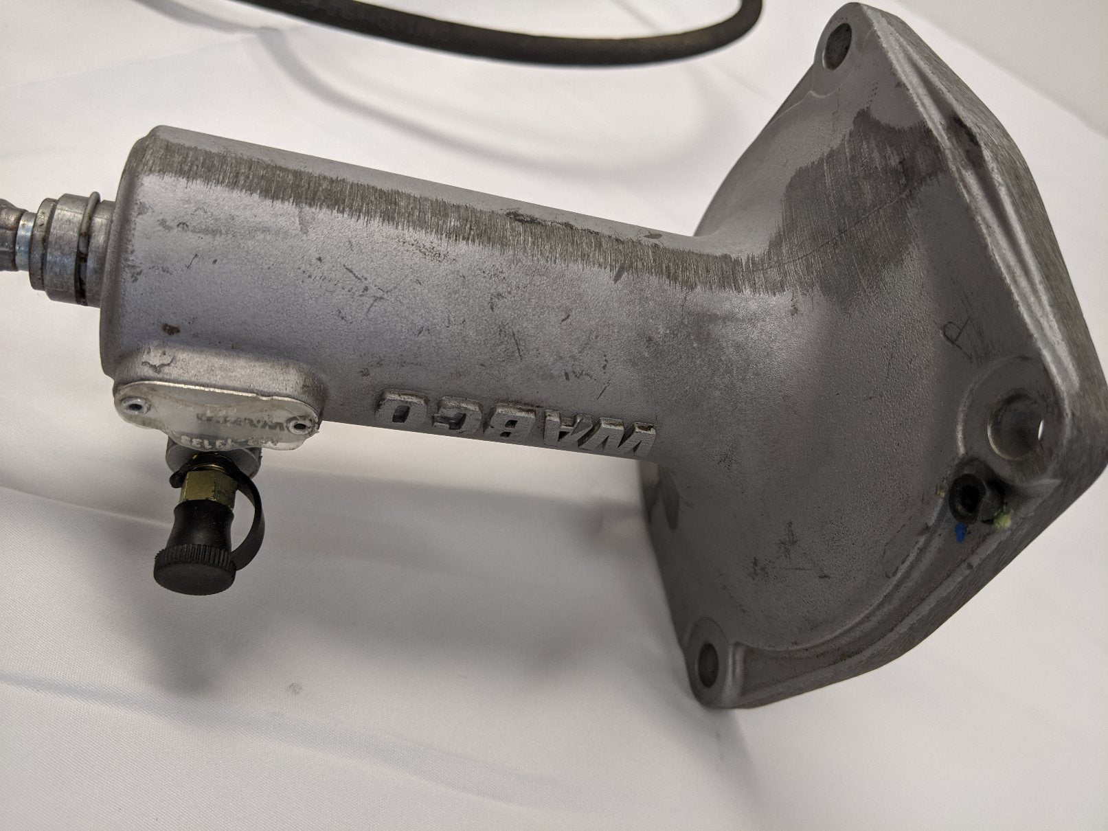 Wabco Hydraulic Clutch Pedal w/ Slave Cylinder (A02-13446-001) - Used